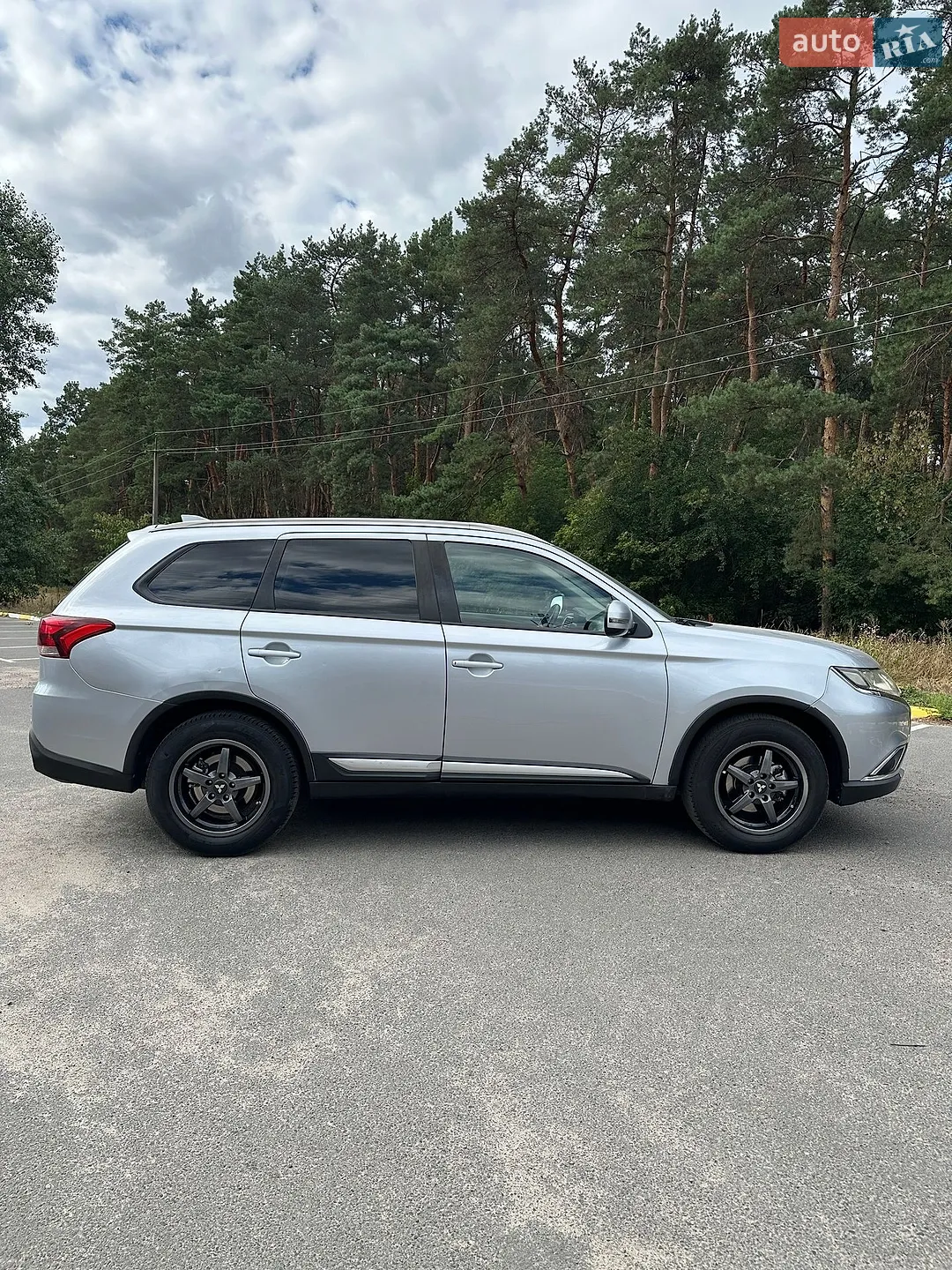 2017 Mitsubishi Outlander - мініатюра 5