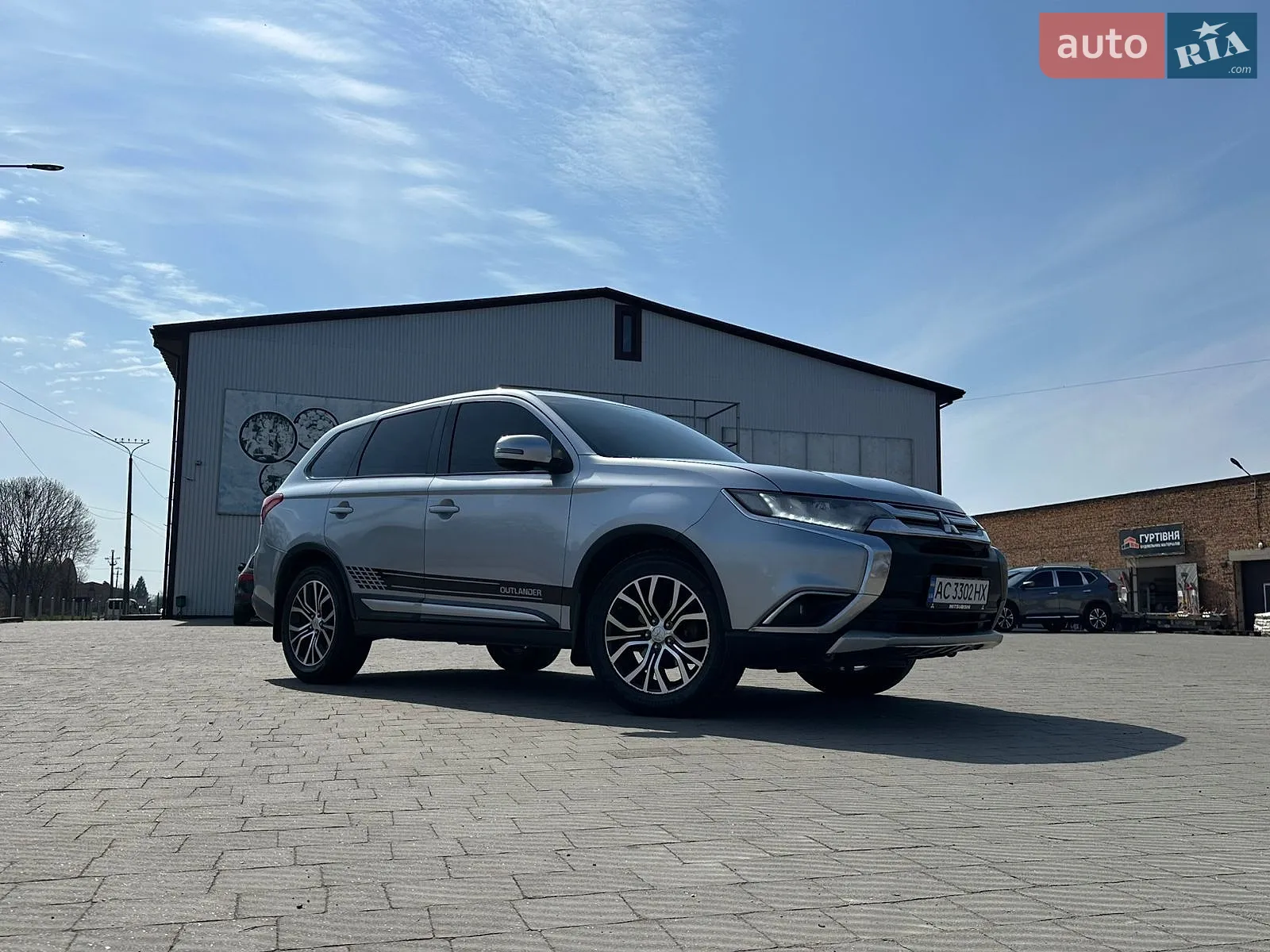2017 Mitsubishi Outlander - мініатюра 12