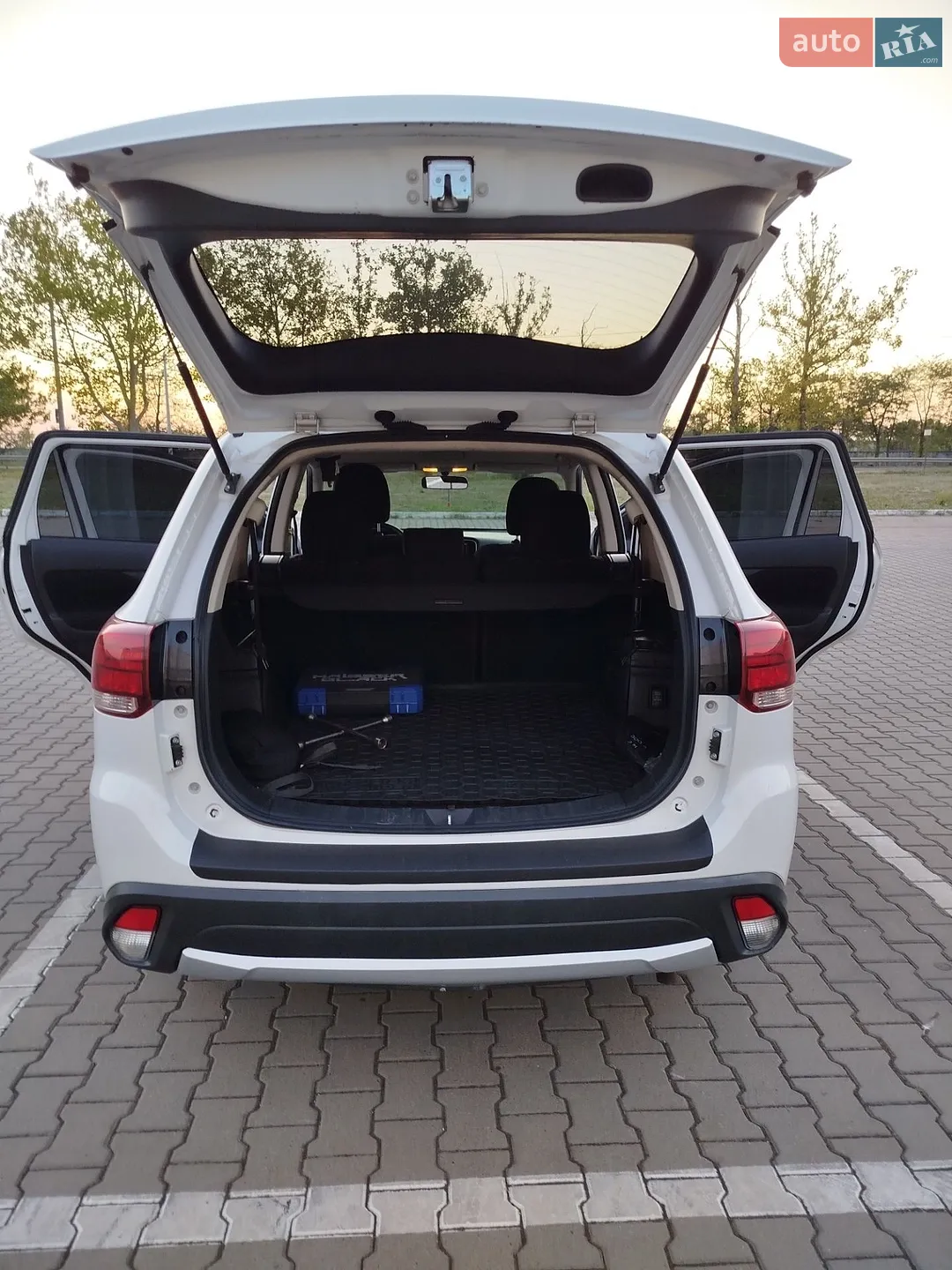 2016 Mitsubishi Outlander - мініатюра 5