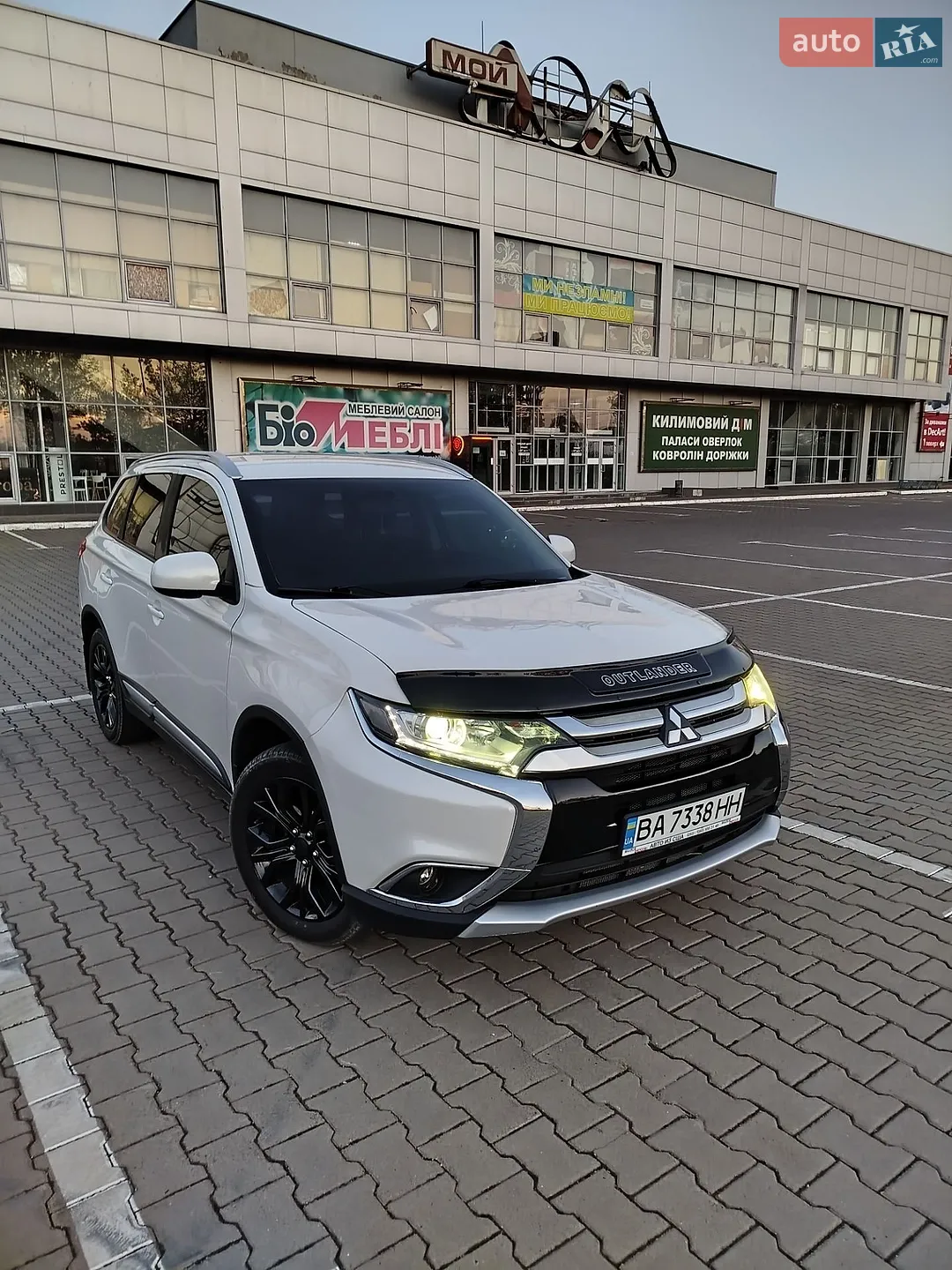 2016 Mitsubishi Outlander - мініатюра 25