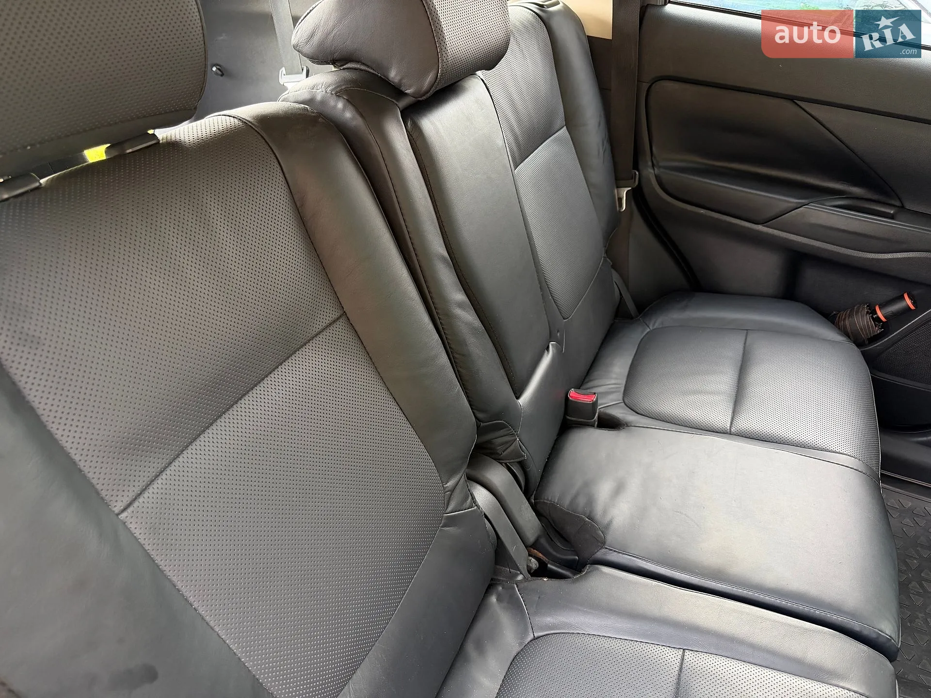 2013 Mitsubishi Outlander - мініатюра 39