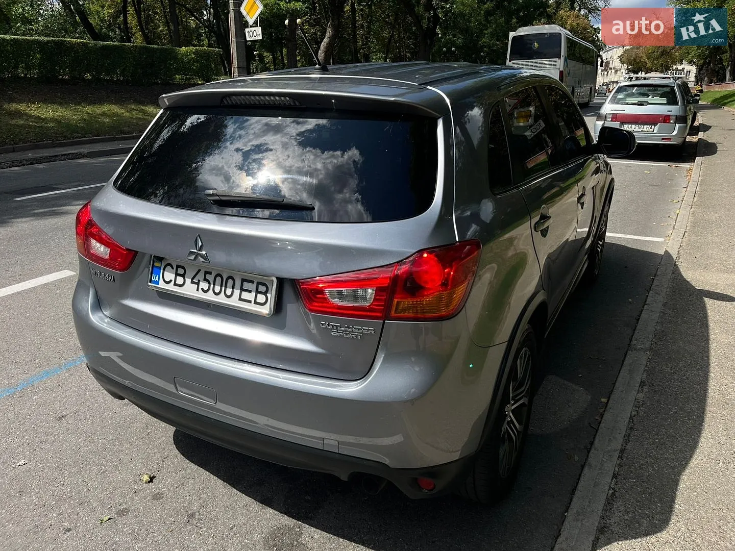2016 Mitsubishi Outlander - мініатюра 4