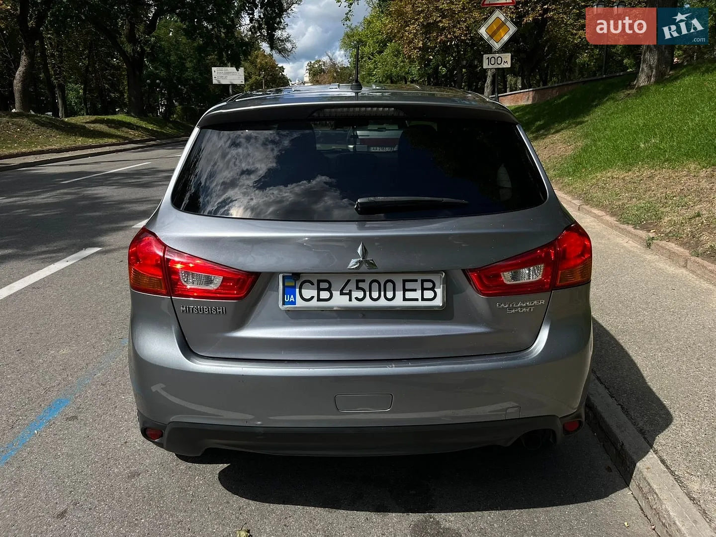 2016 Mitsubishi Outlander - мініатюра 6