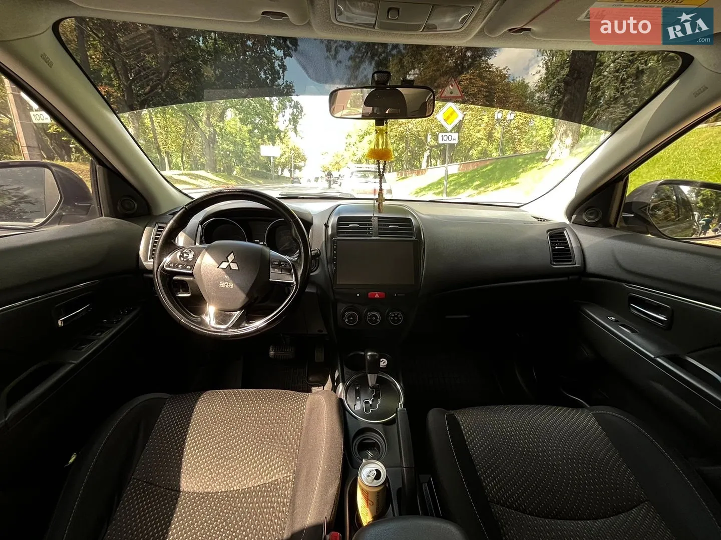 2016 Mitsubishi Outlander - мініатюра 15