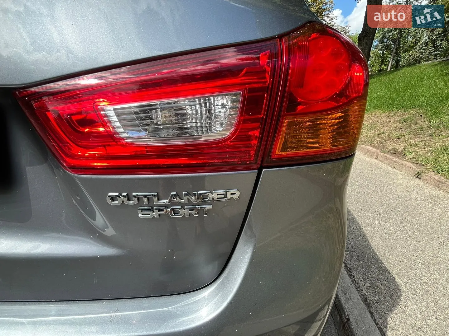 2016 Mitsubishi Outlander - мініатюра 20