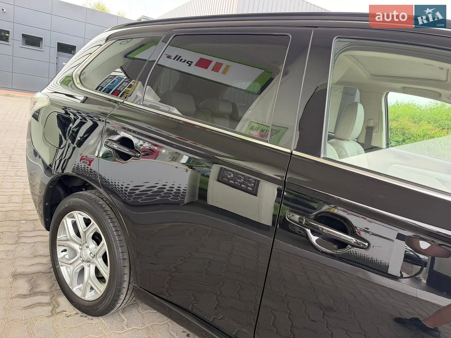 2014 Mitsubishi Outlander - мініатюра 19