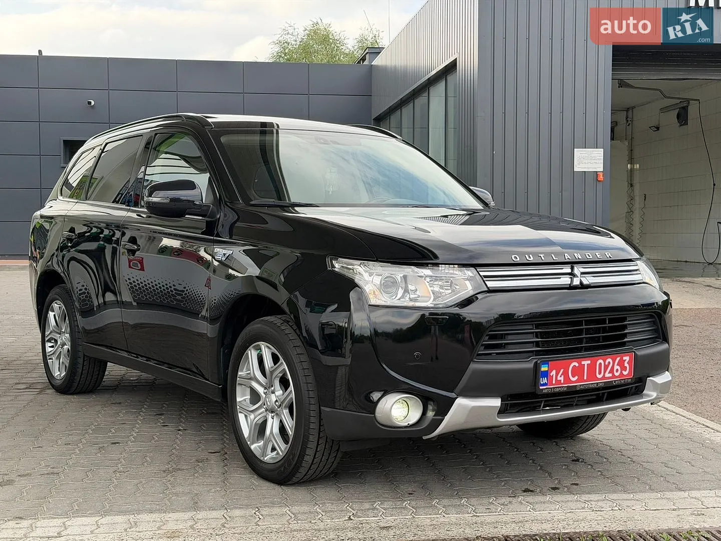2014 Mitsubishi Outlander - мініатюра 22