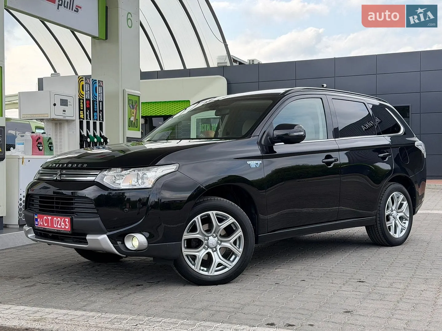 2014 Mitsubishi Outlander - мініатюра 26