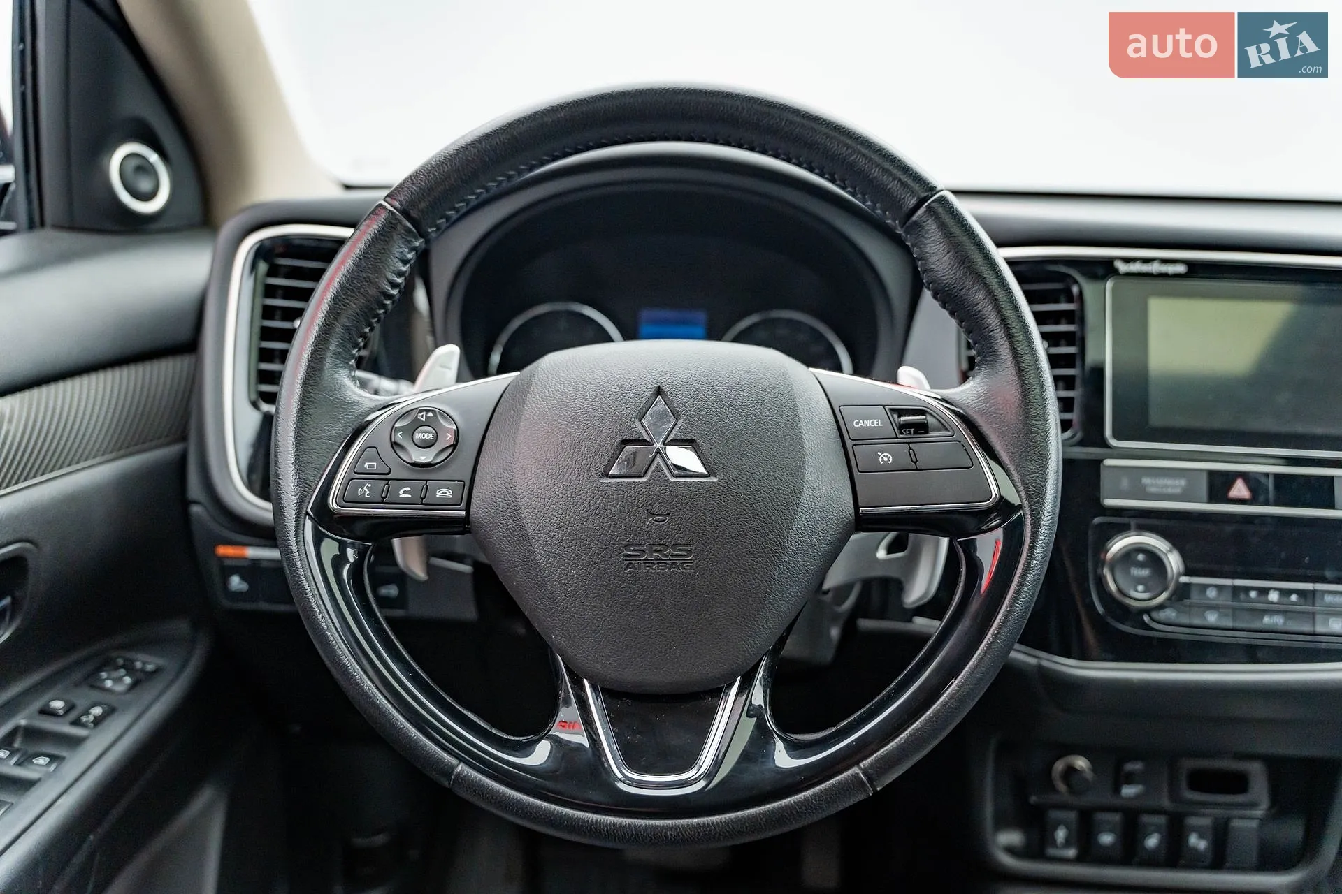 2018 Mitsubishi Outlander - мініатюра 15