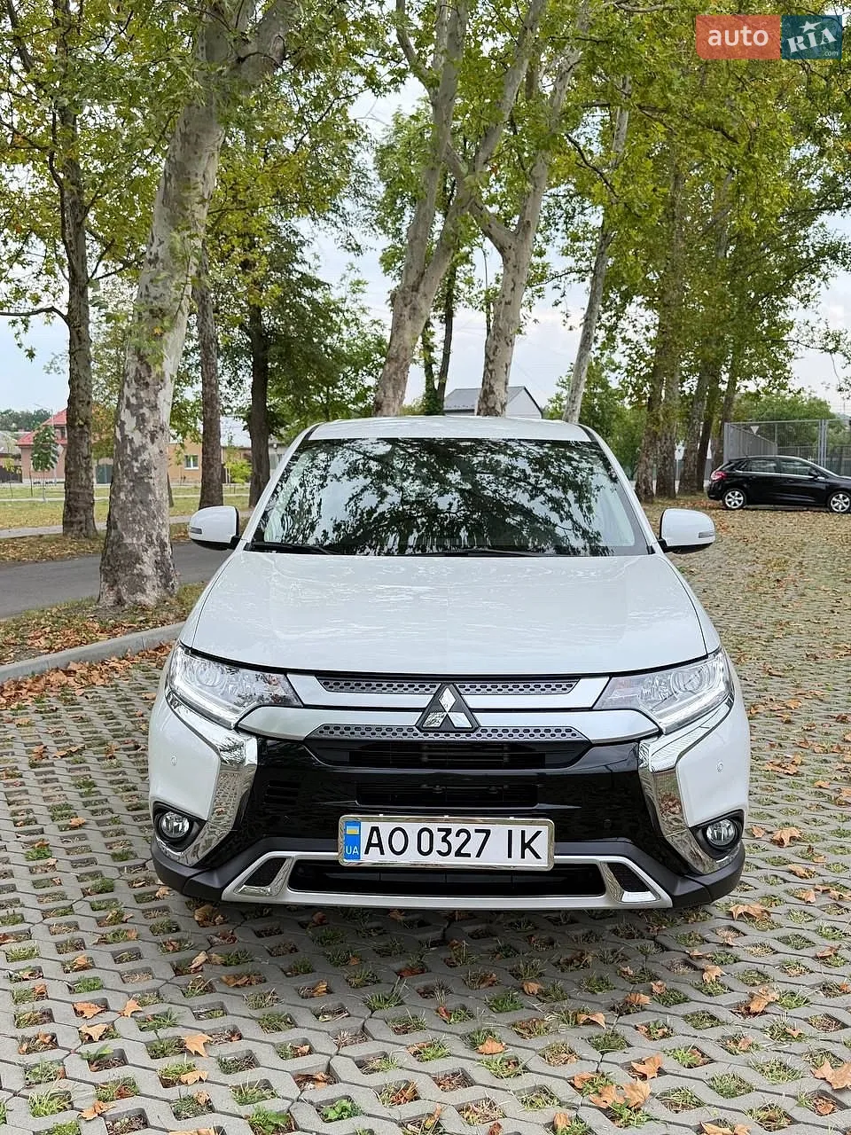 2021 Mitsubishi Outlander - мініатюра 2