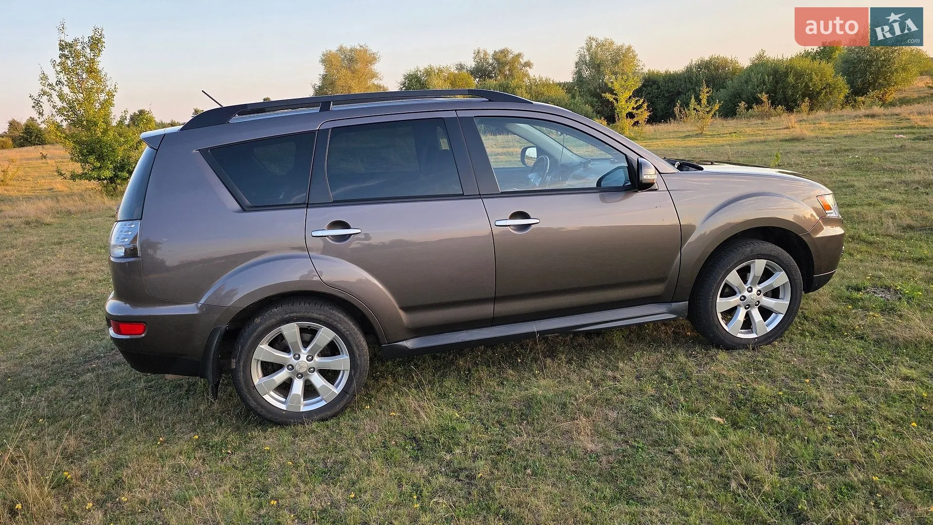 2011 Mitsubishi Outlander - мініатюра 9