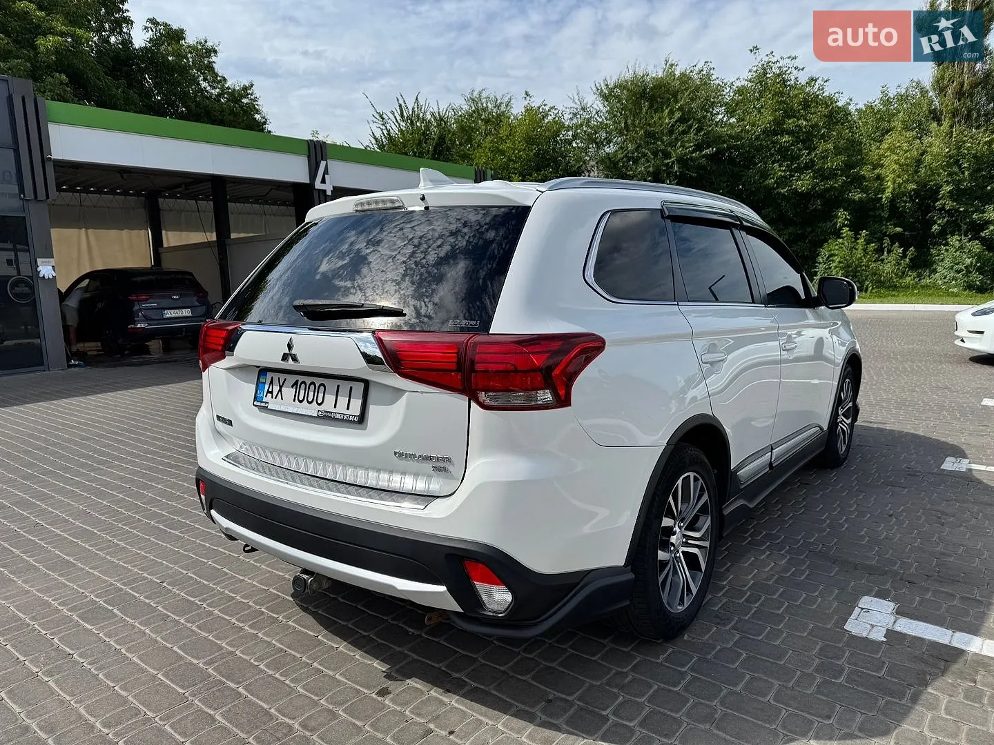 2017 Mitsubishi Outlander - мініатюра 7