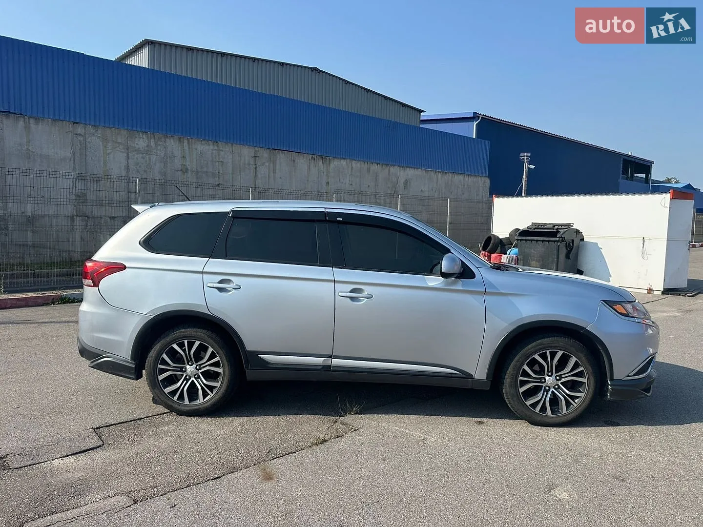 2016 Mitsubishi Outlander - мініатюра 4