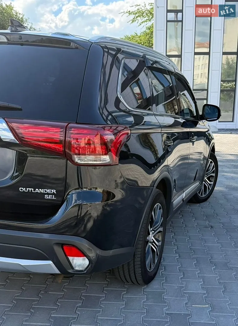 2017 Mitsubishi Outlander - мініатюра 11