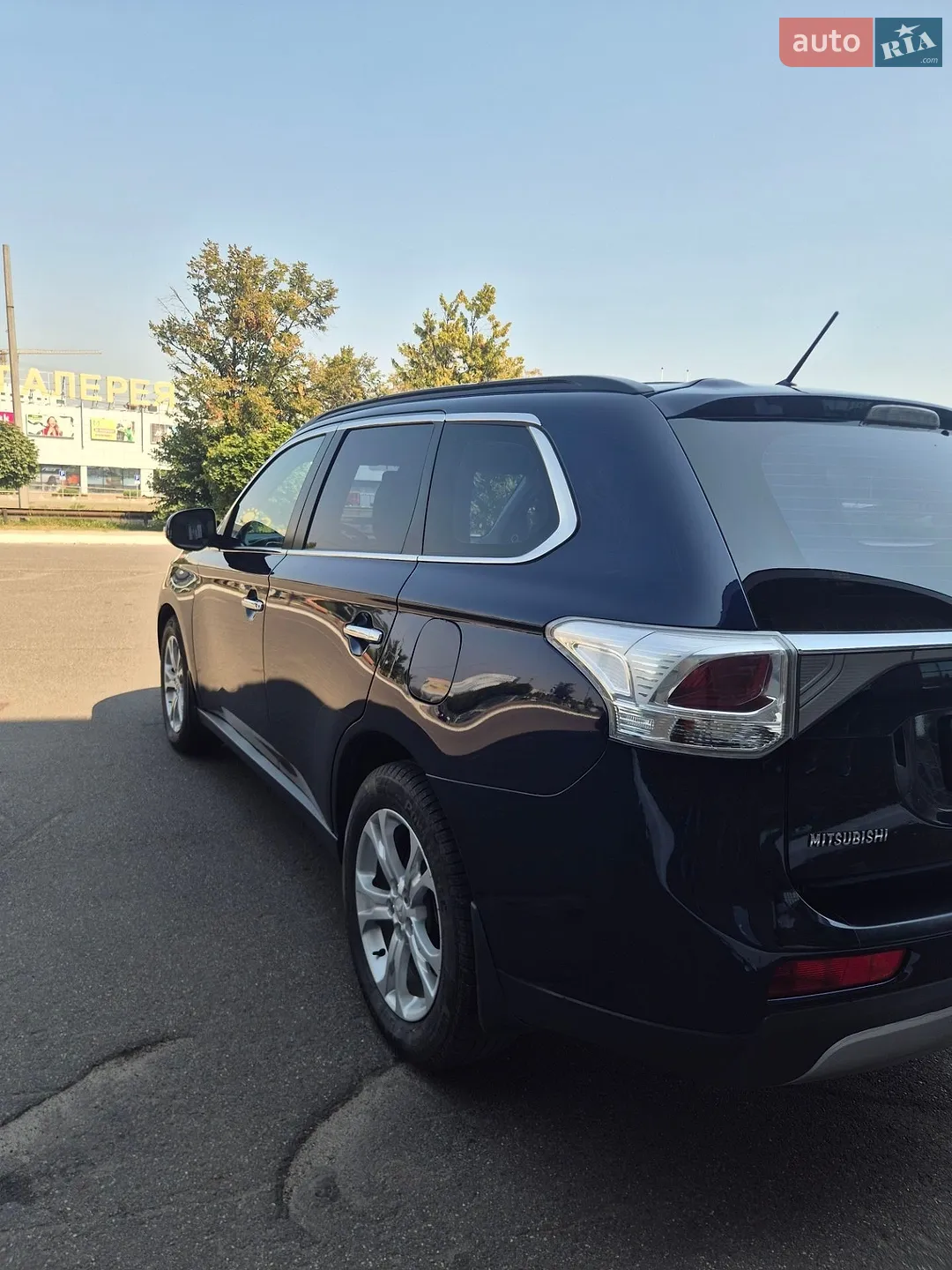 2013 Mitsubishi Outlander - мініатюра 12