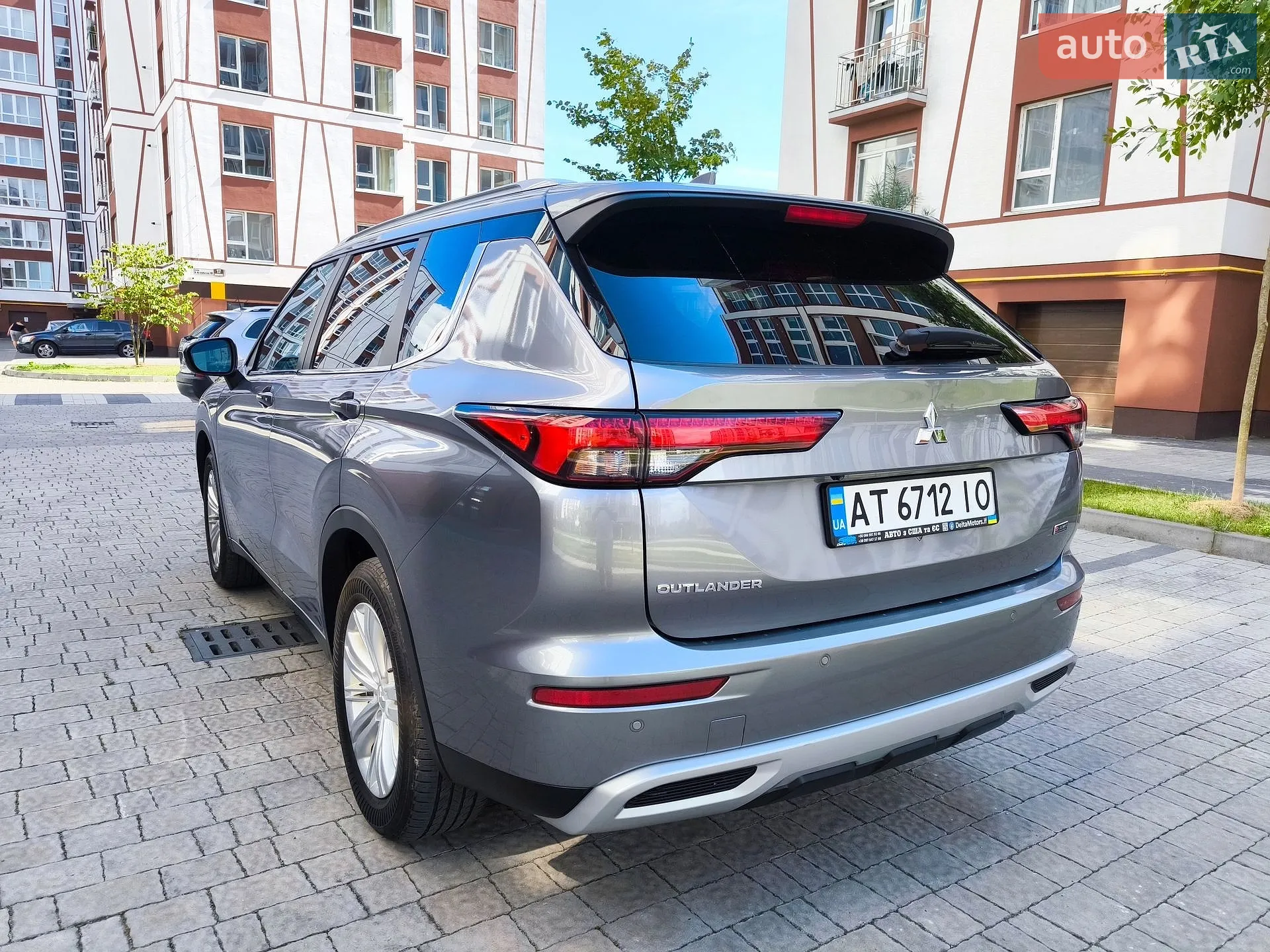 2021 Mitsubishi Outlander - мініатюра 12