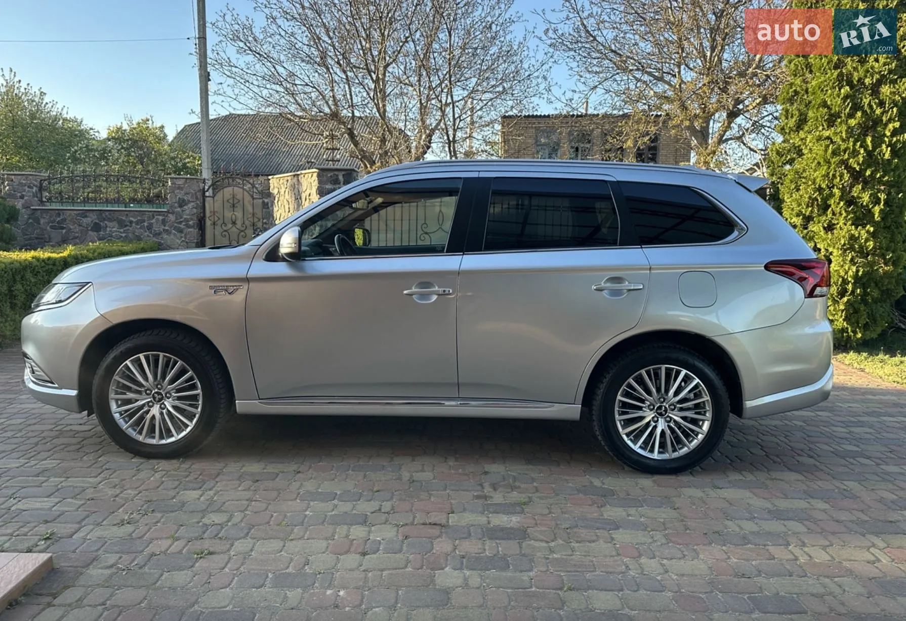 2022 Mitsubishi Outlander - мініатюра 6