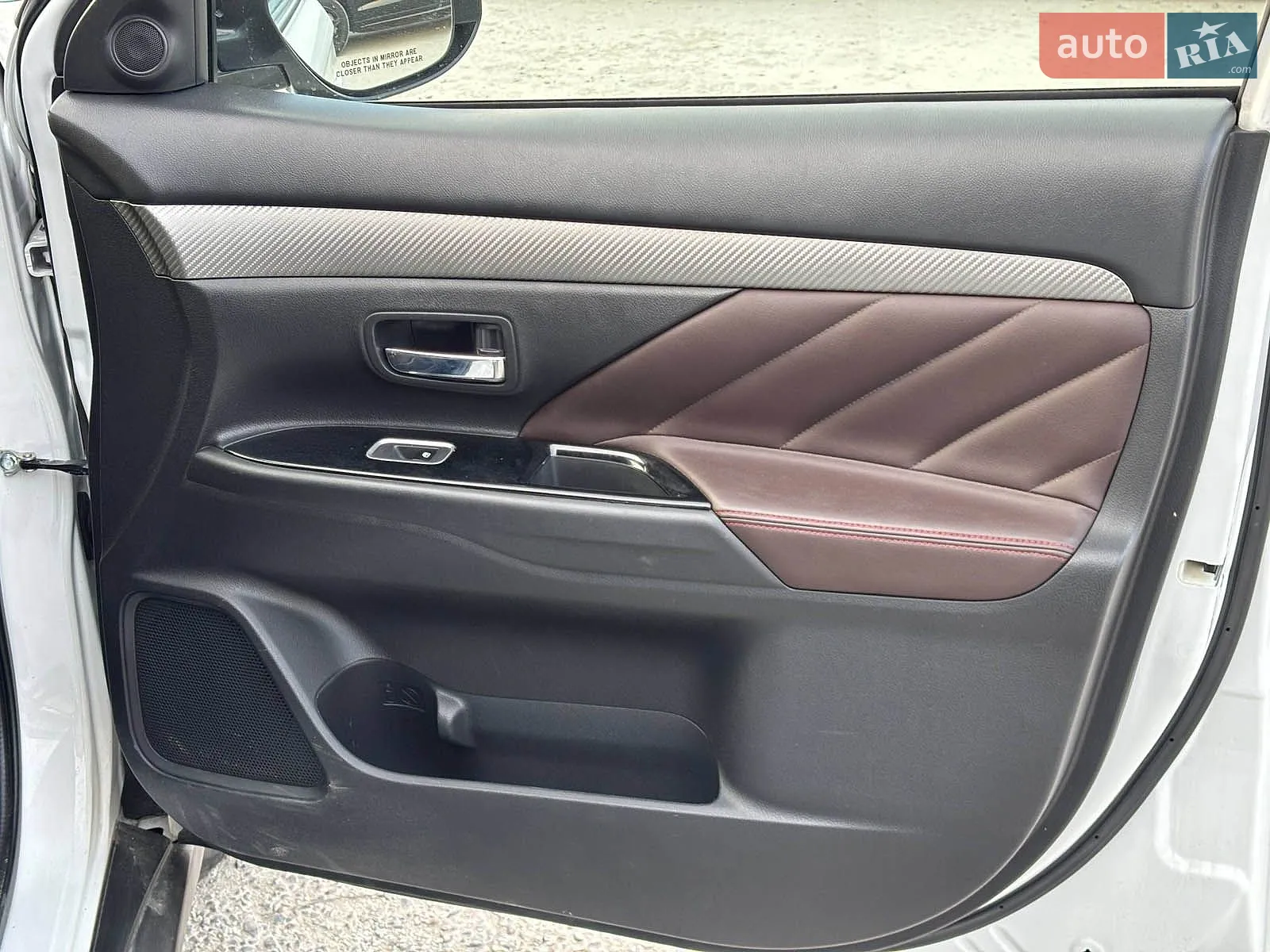 2016 Mitsubishi Outlander - мініатюра 40