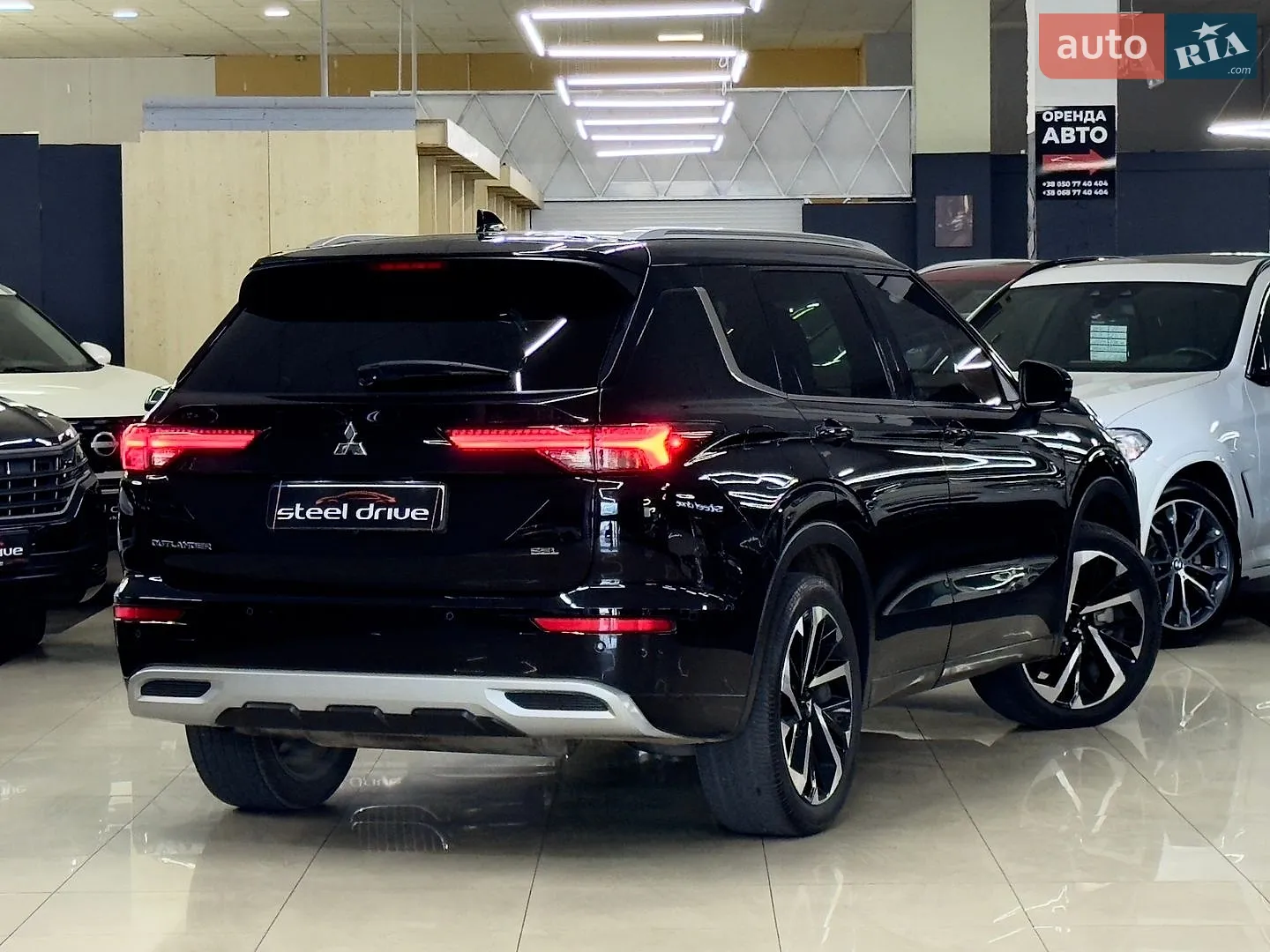 2021 Mitsubishi Outlander - мініатюра 5