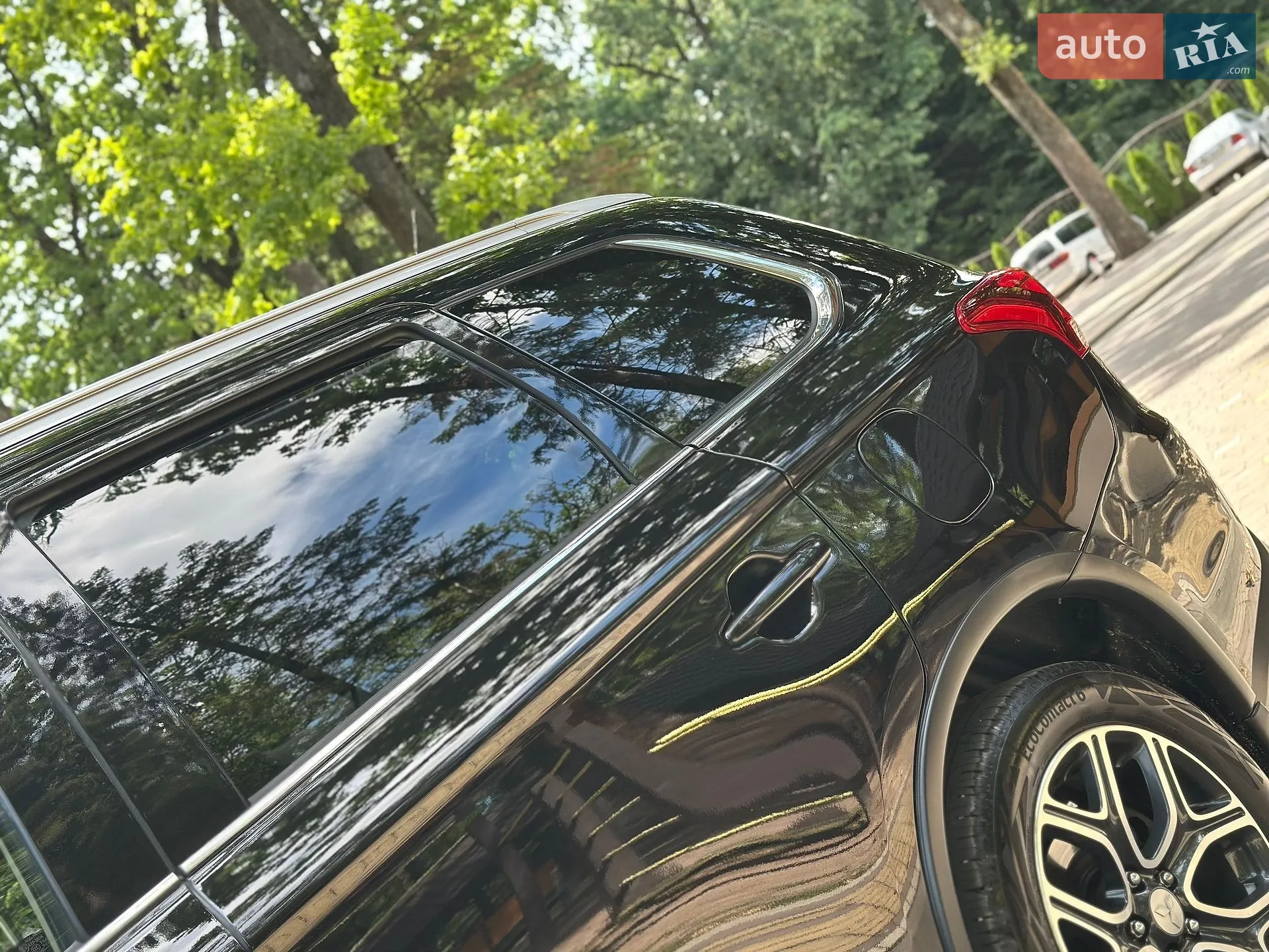 2016 Mitsubishi Outlander - мініатюра 18