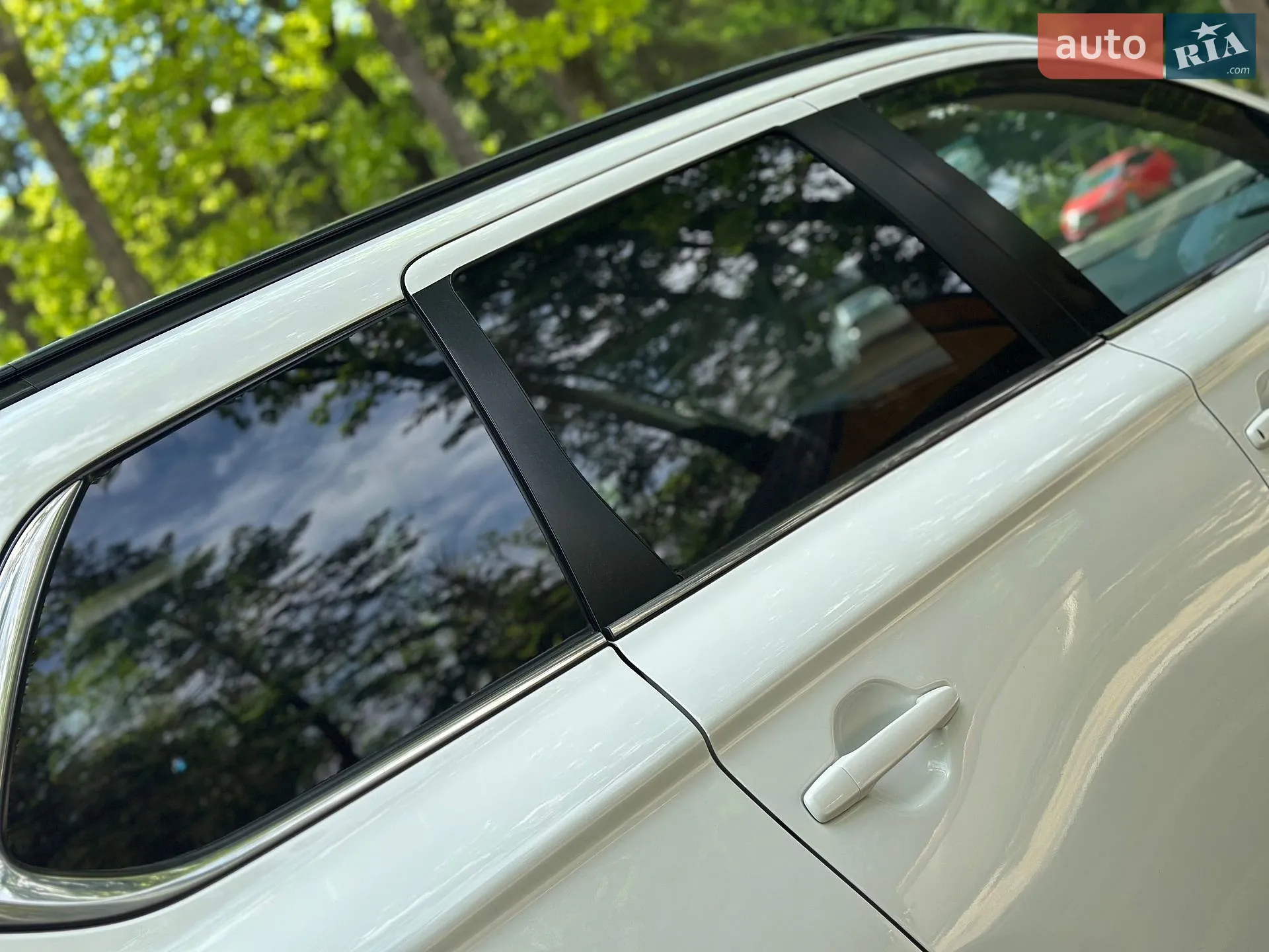 2014 Mitsubishi Outlander - мініатюра 46