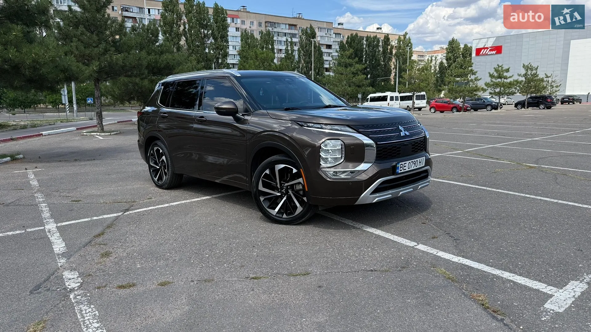 2021 Mitsubishi Outlander - мініатюра 4