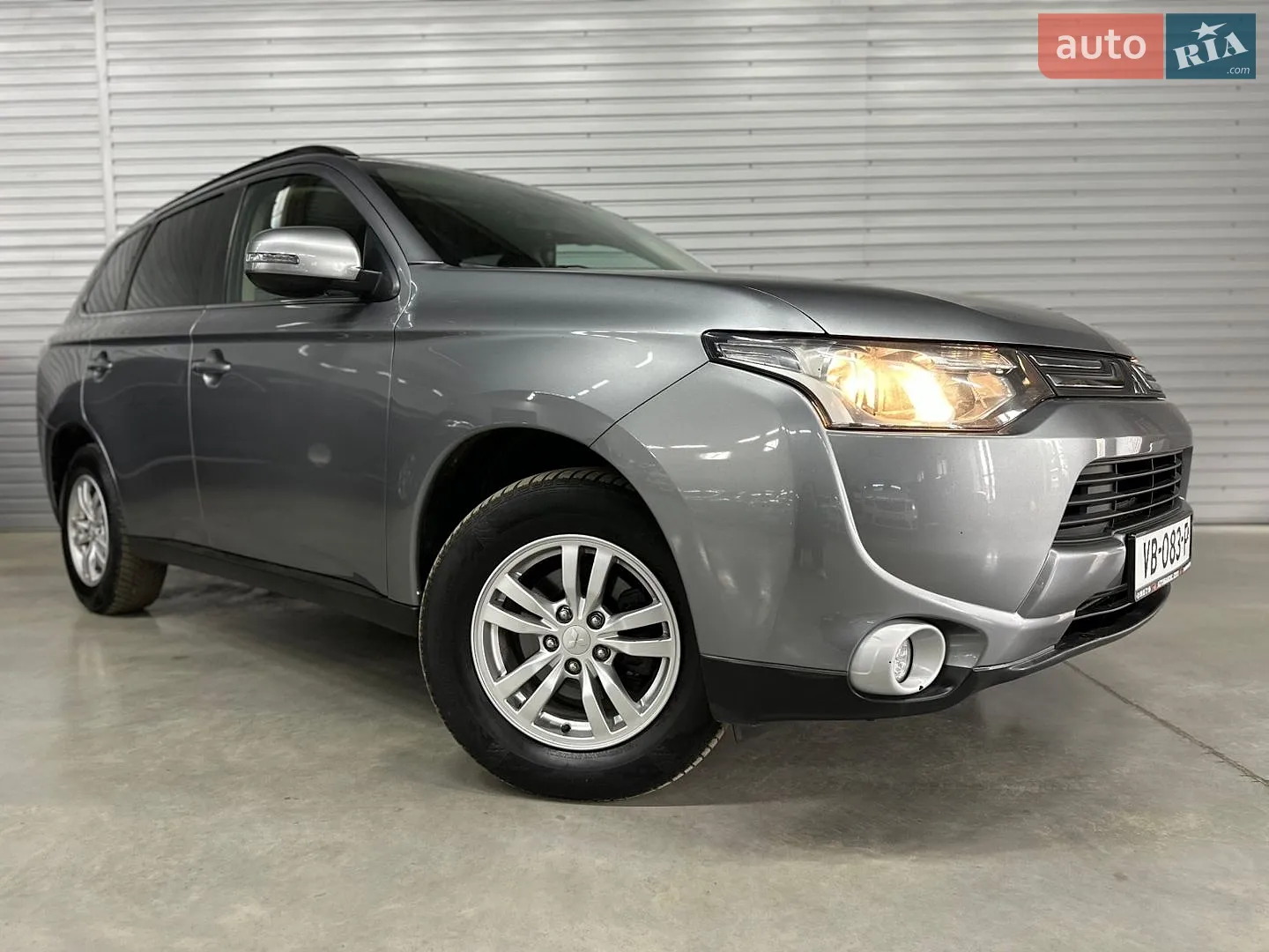 2012 Mitsubishi Outlander - мініатюра 10