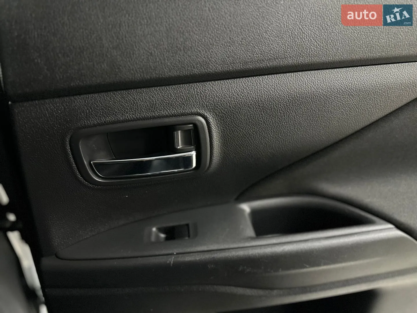 2012 Mitsubishi Outlander - мініатюра 34