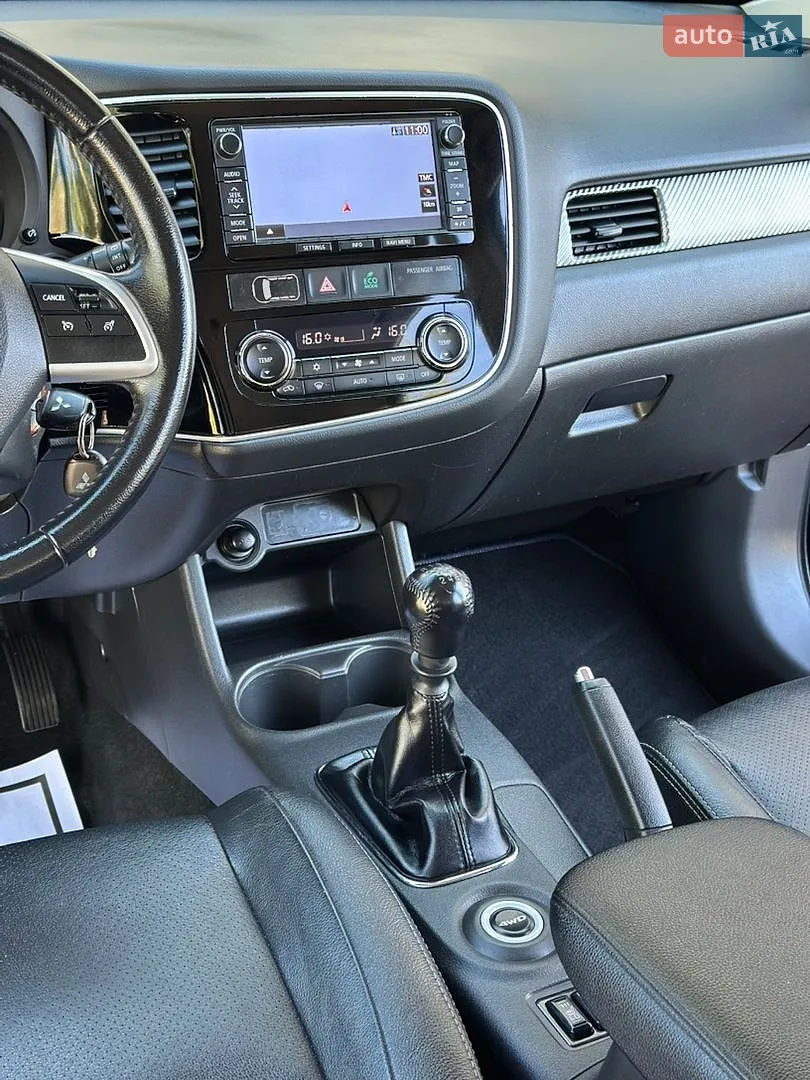 2014 Mitsubishi Outlander - мініатюра 59