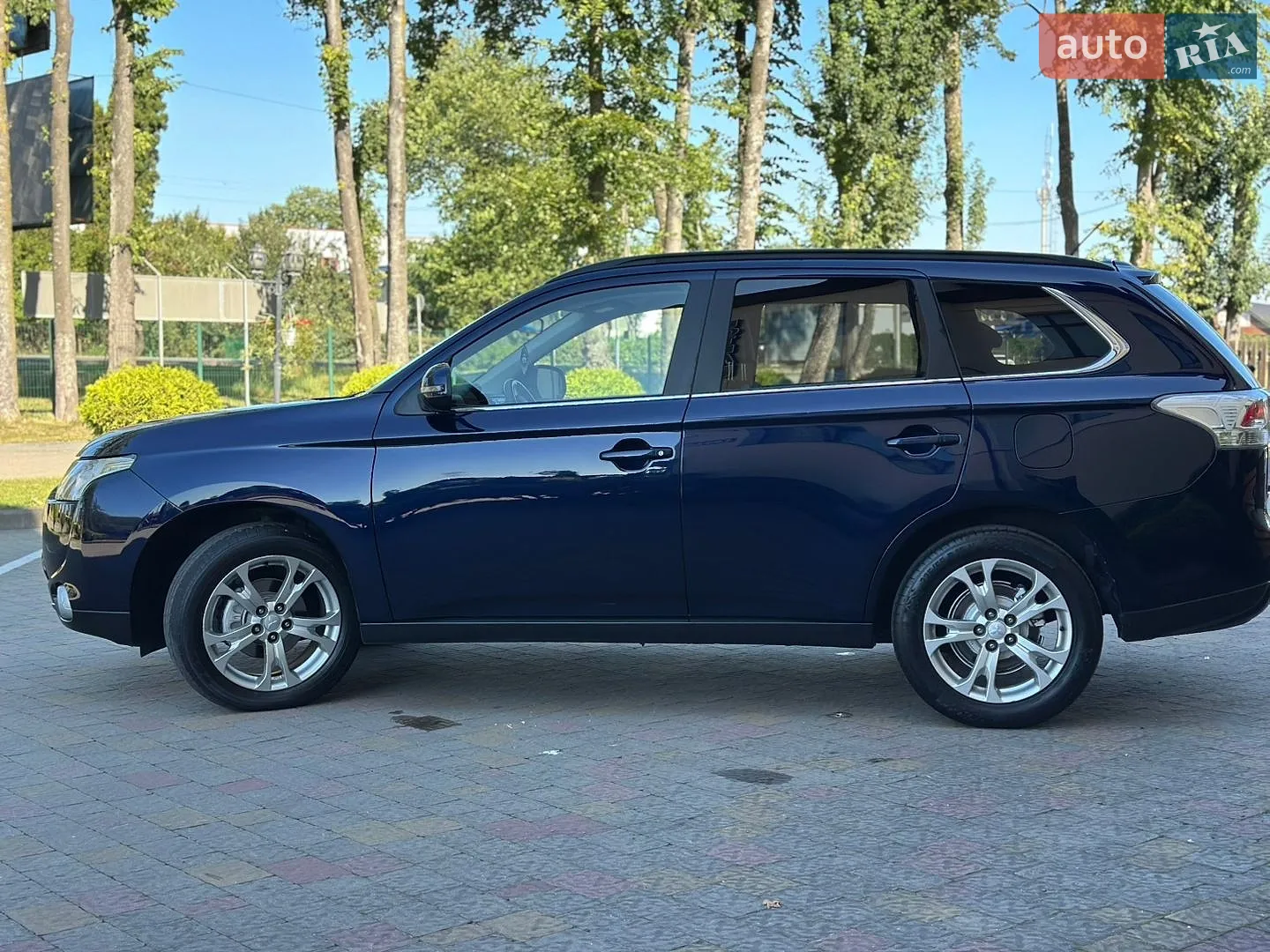 2014 Mitsubishi Outlander - мініатюра 121