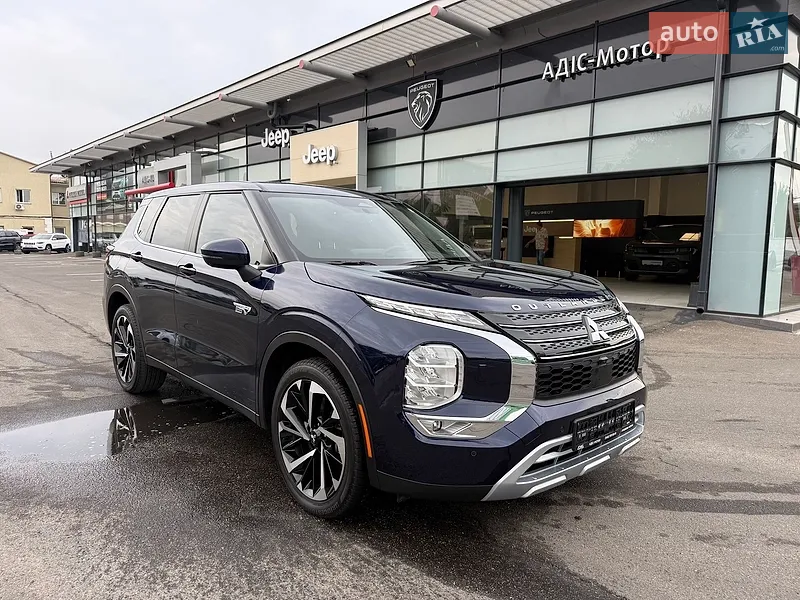 Mitsubishi Outlander 2024