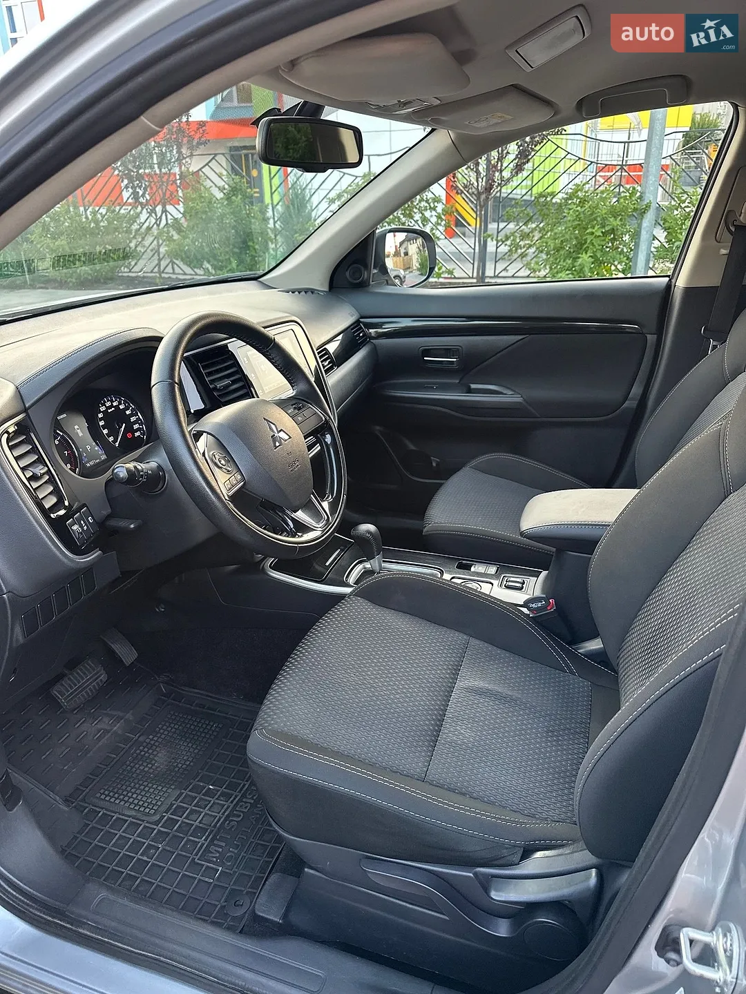 2018 Mitsubishi Outlander - мініатюра 10