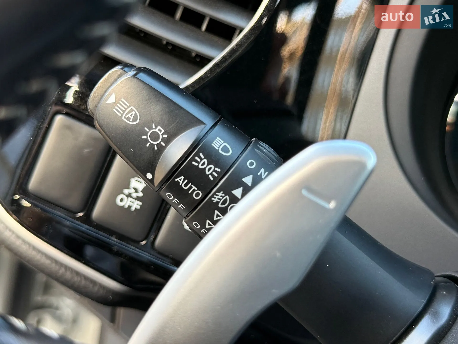 2020 Mitsubishi Outlander - мініатюра 56