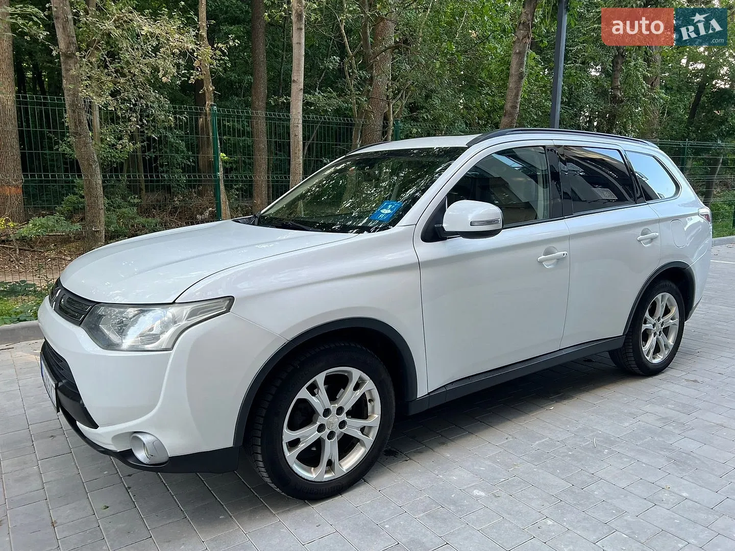 2014 Mitsubishi Outlander - мініатюра 3