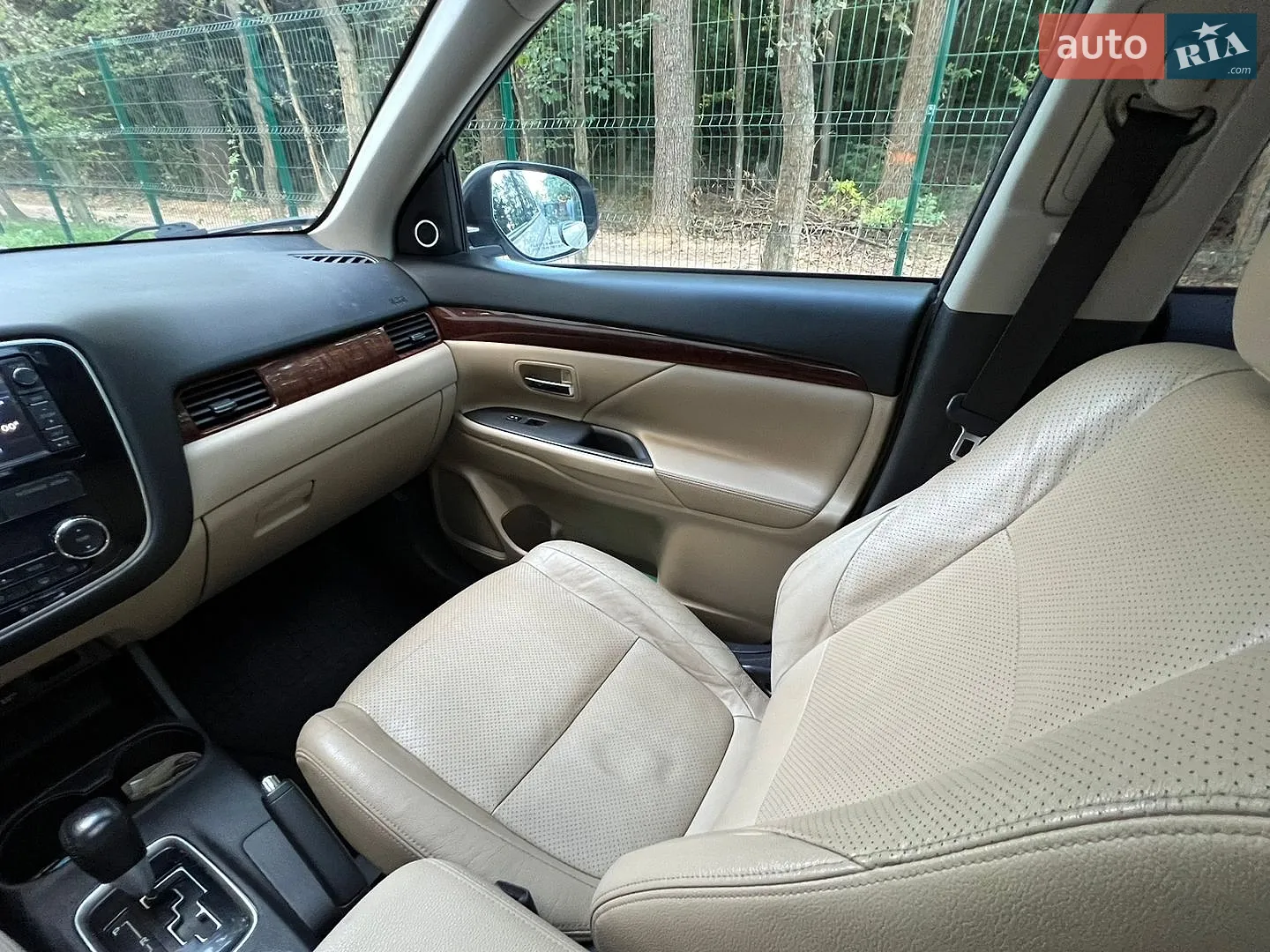 2014 Mitsubishi Outlander - мініатюра 13