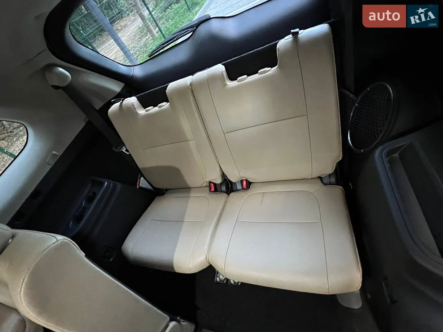 2014 Mitsubishi Outlander - мініатюра 20