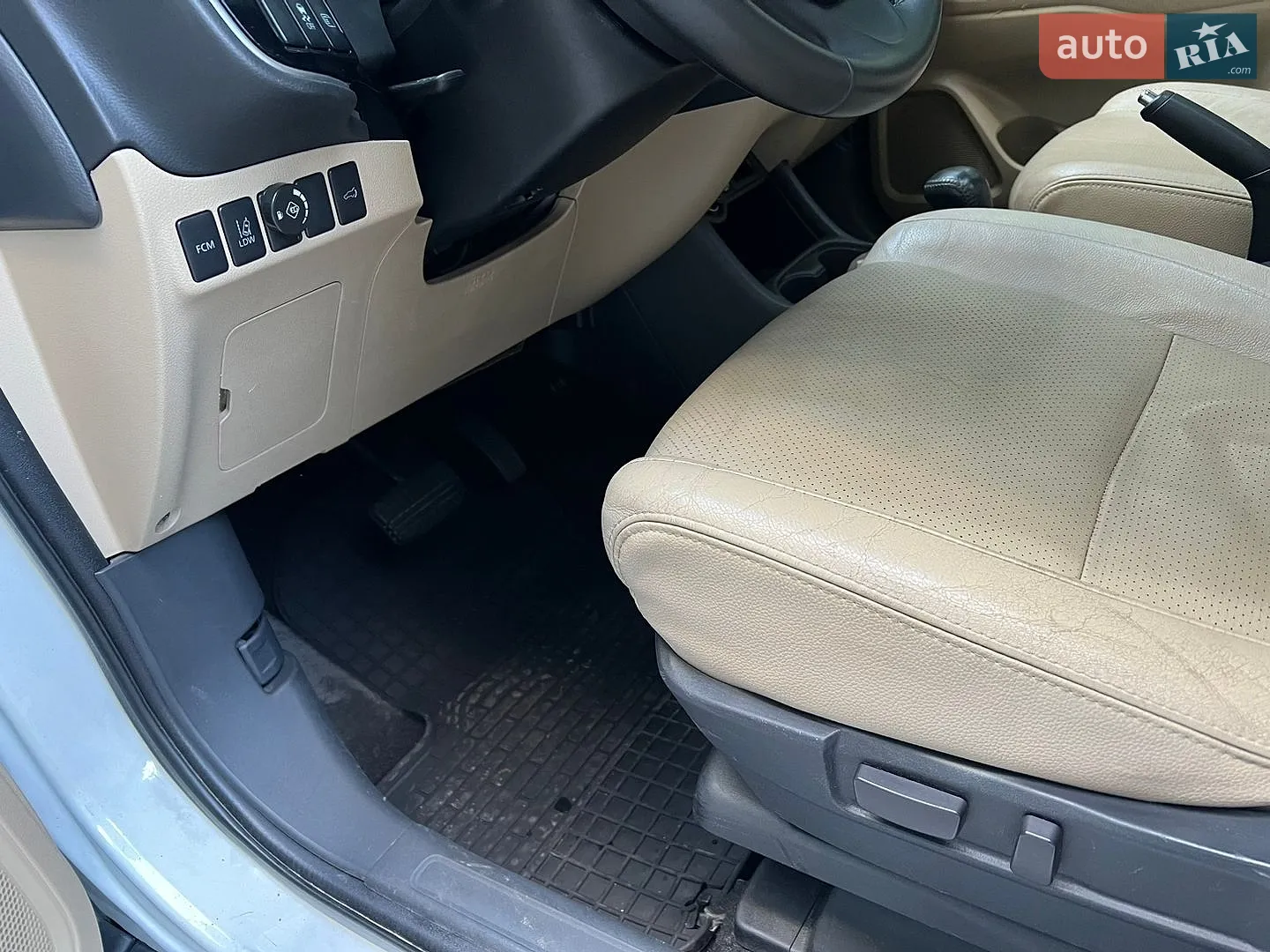 2014 Mitsubishi Outlander - мініатюра 18