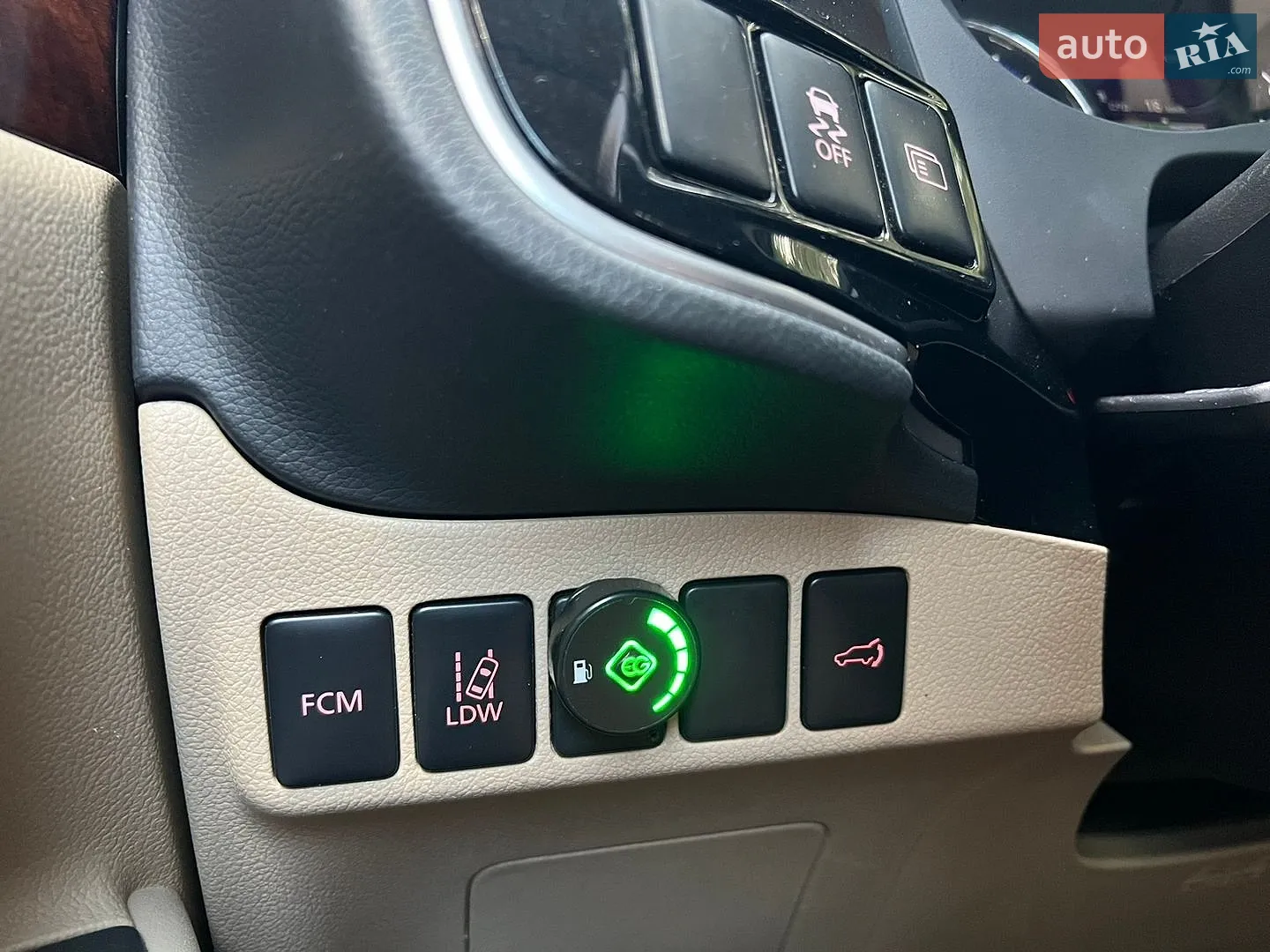 2014 Mitsubishi Outlander - мініатюра 23