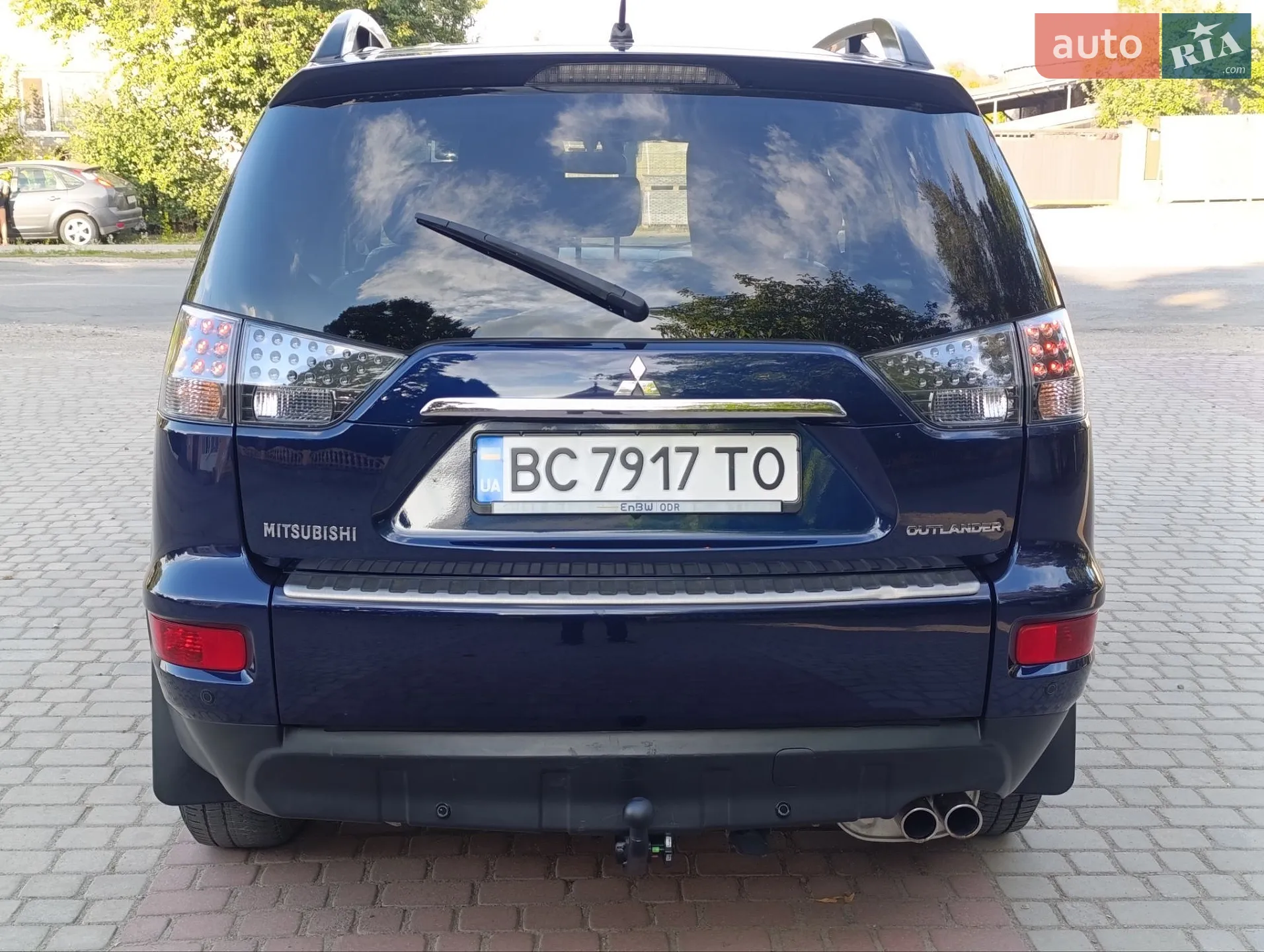 2010 Mitsubishi Outlander - мініатюра 12
