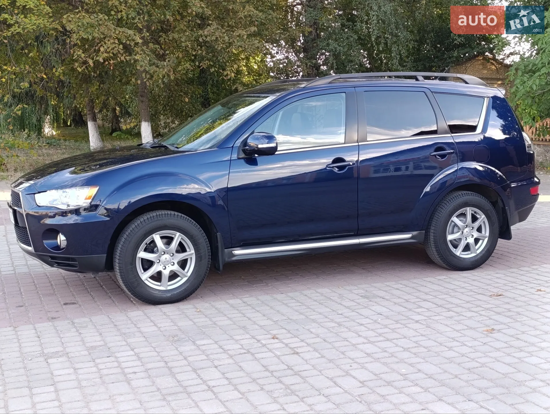 2010 Mitsubishi Outlander - мініатюра 9