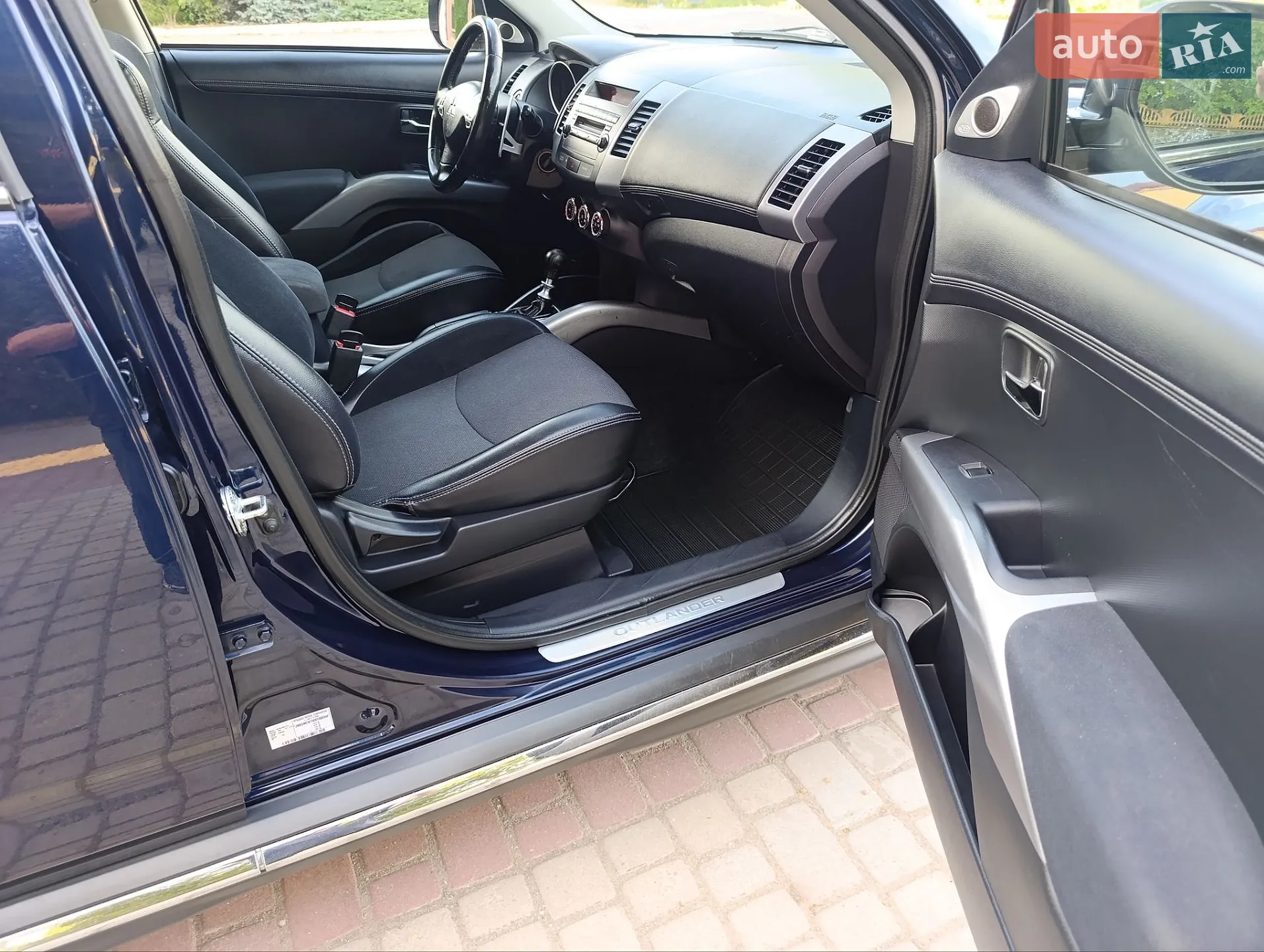 2010 Mitsubishi Outlander - мініатюра 28