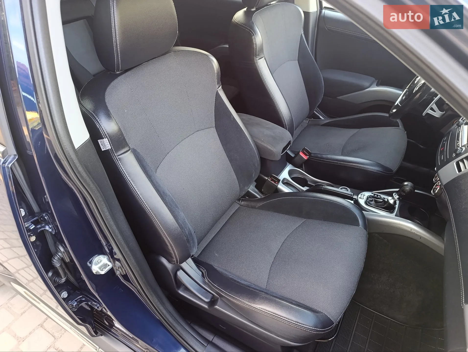 2010 Mitsubishi Outlander - мініатюра 30