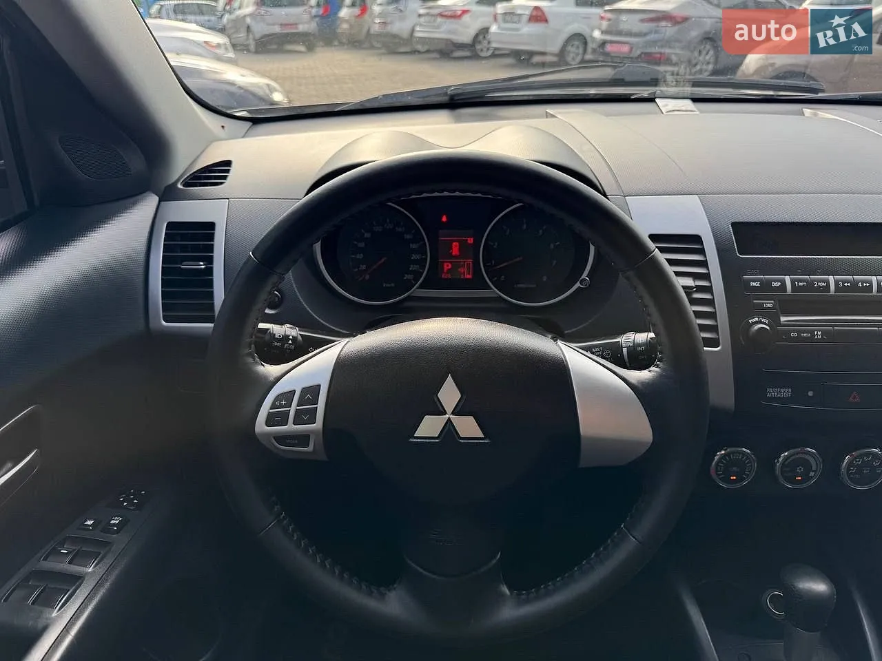 2010 Mitsubishi Outlander - мініатюра 10