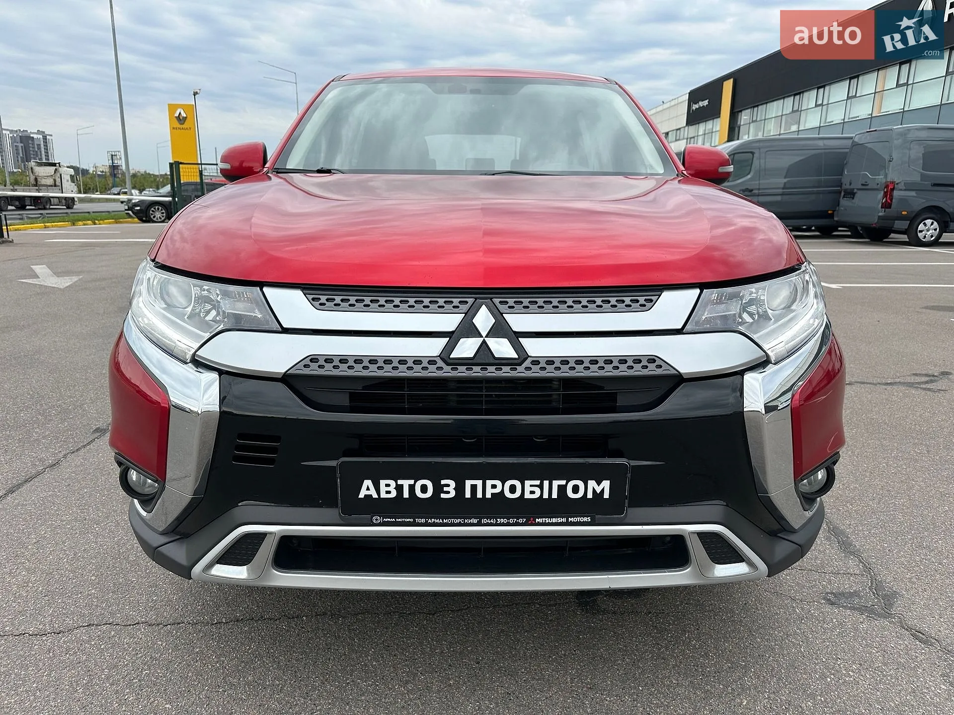2020 Mitsubishi Outlander - мініатюра 3