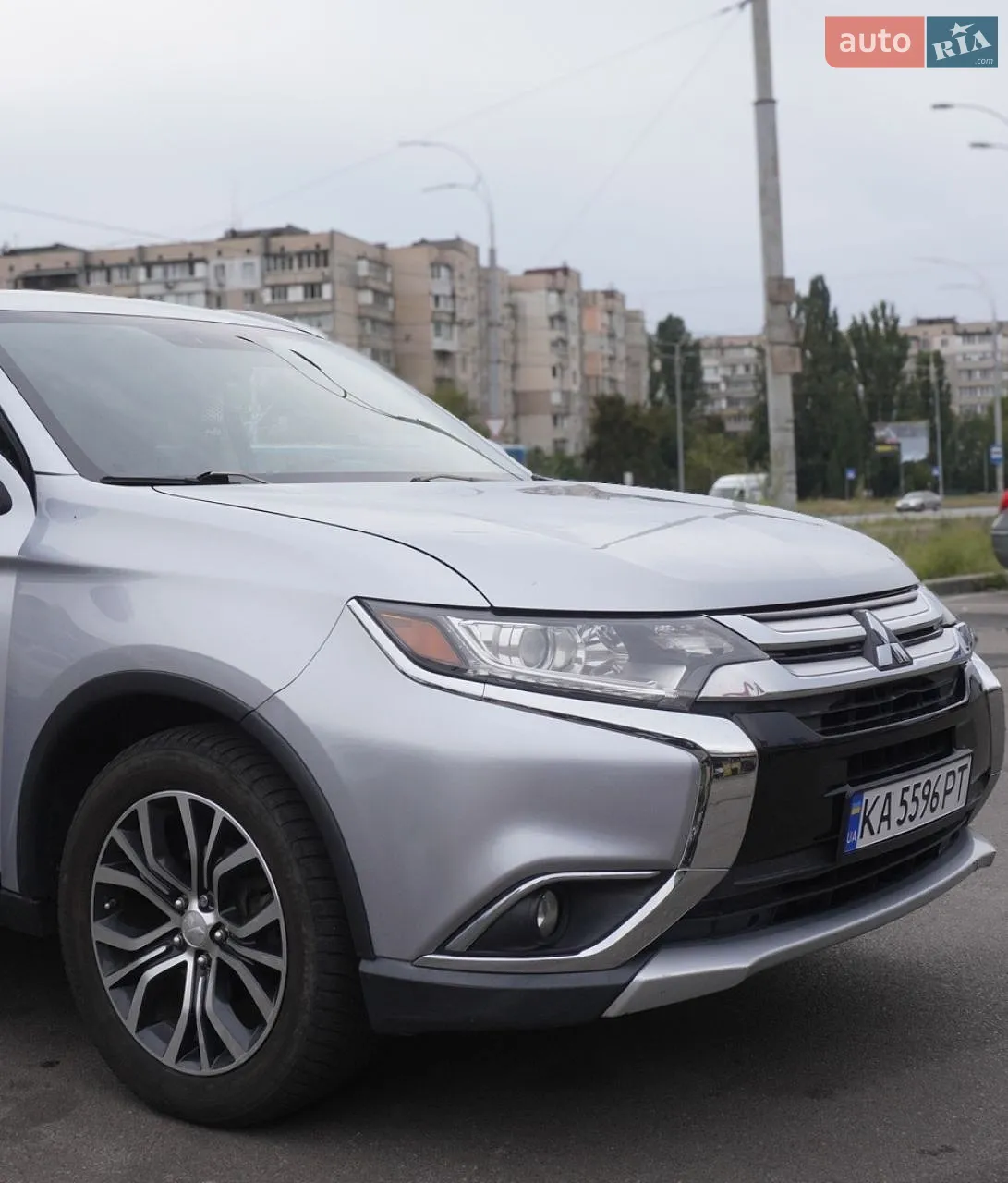 2017 Mitsubishi Outlander - мініатюра 2