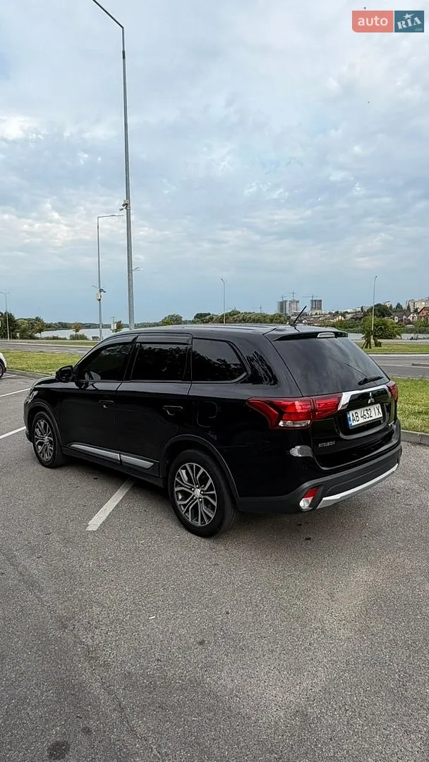 2015 Mitsubishi Outlander - мініатюра 8