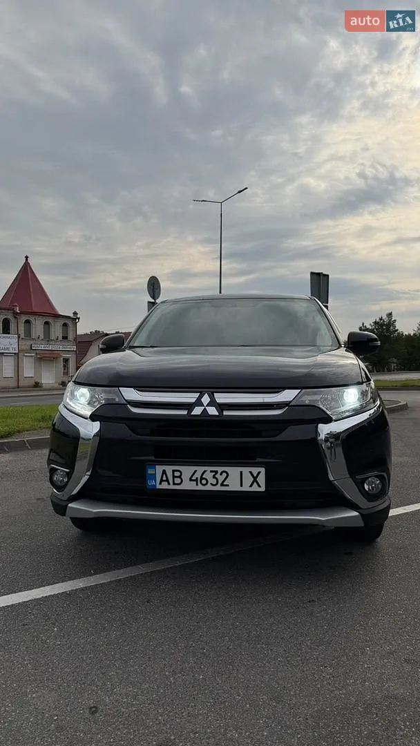 2015 Mitsubishi Outlander - мініатюра 5