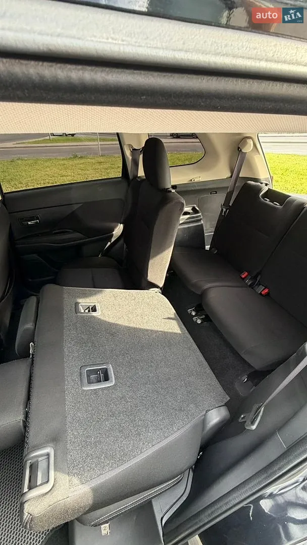 2015 Mitsubishi Outlander - мініатюра 24