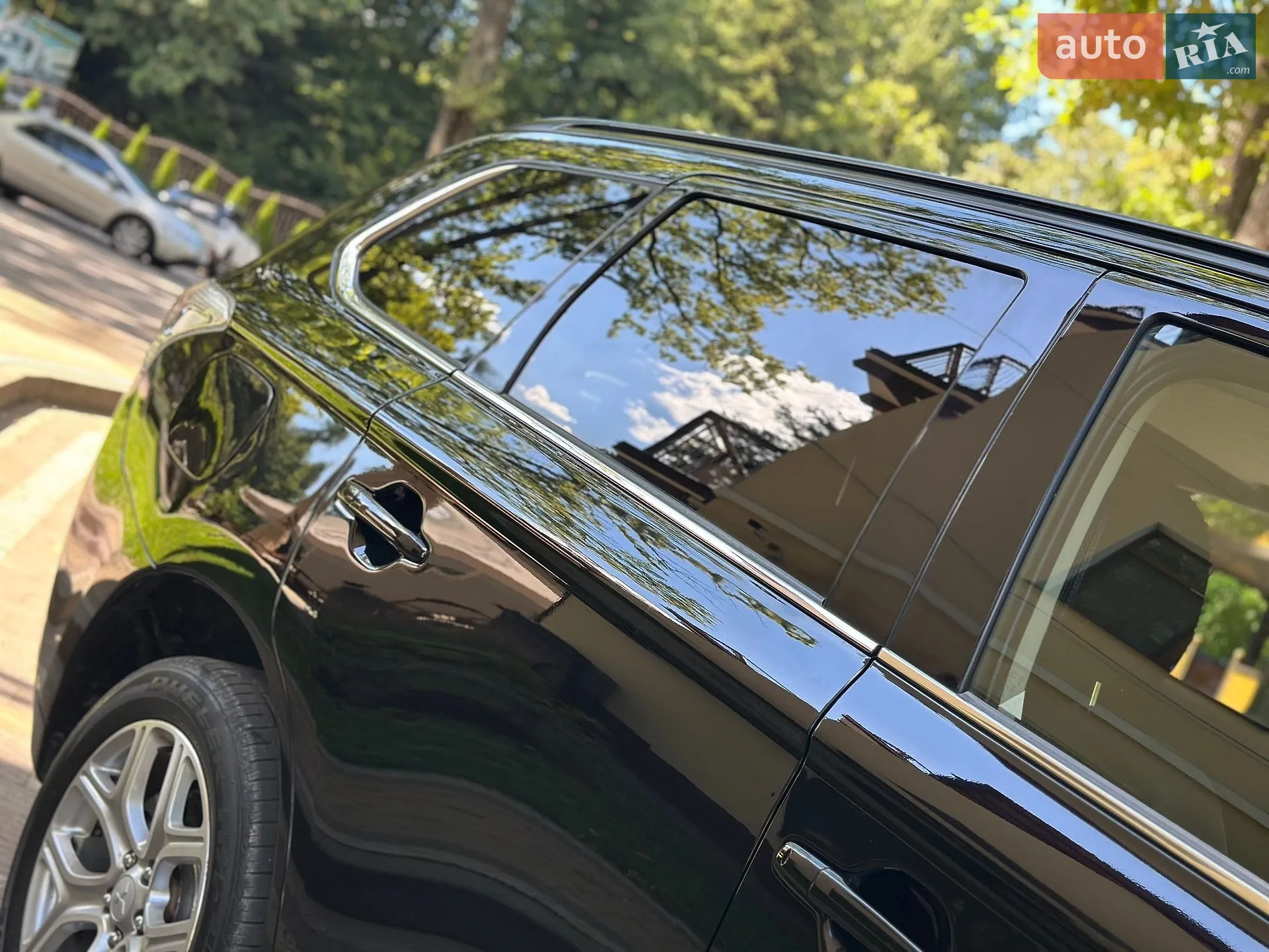 2015 Mitsubishi Outlander - мініатюра 13
