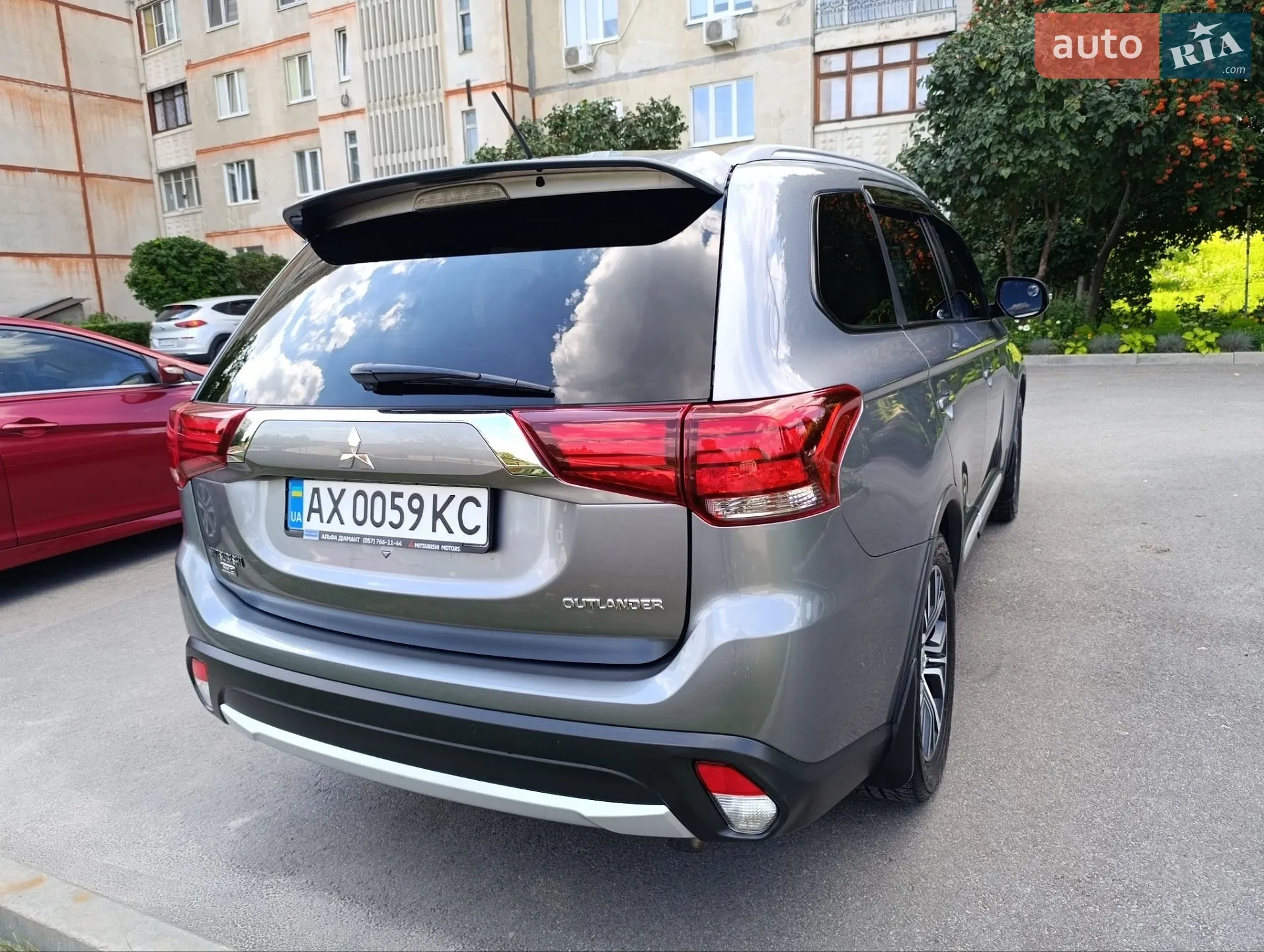 2016 Mitsubishi Outlander - мініатюра 5